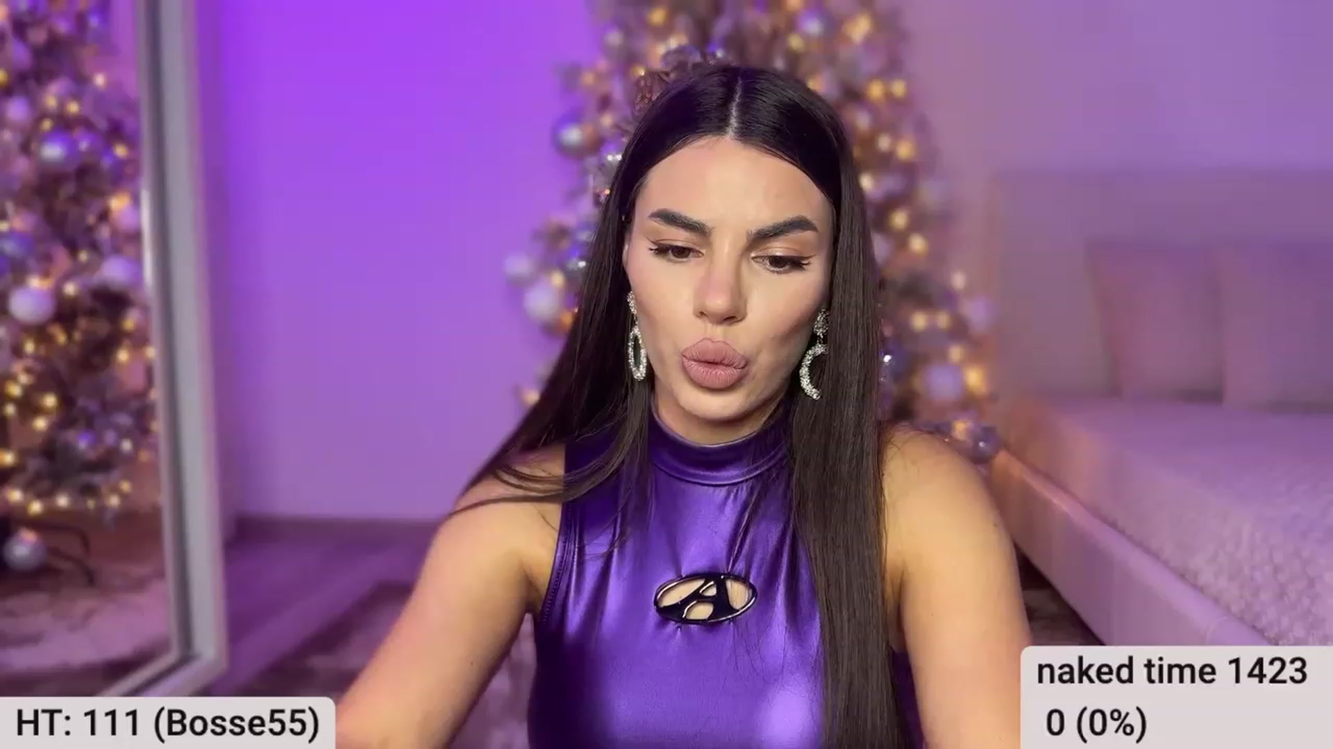 Gallery image thumbnail from BustyMiaaa's myfreecams stream on, 12/08/2023, 23:25 image 20 of 20