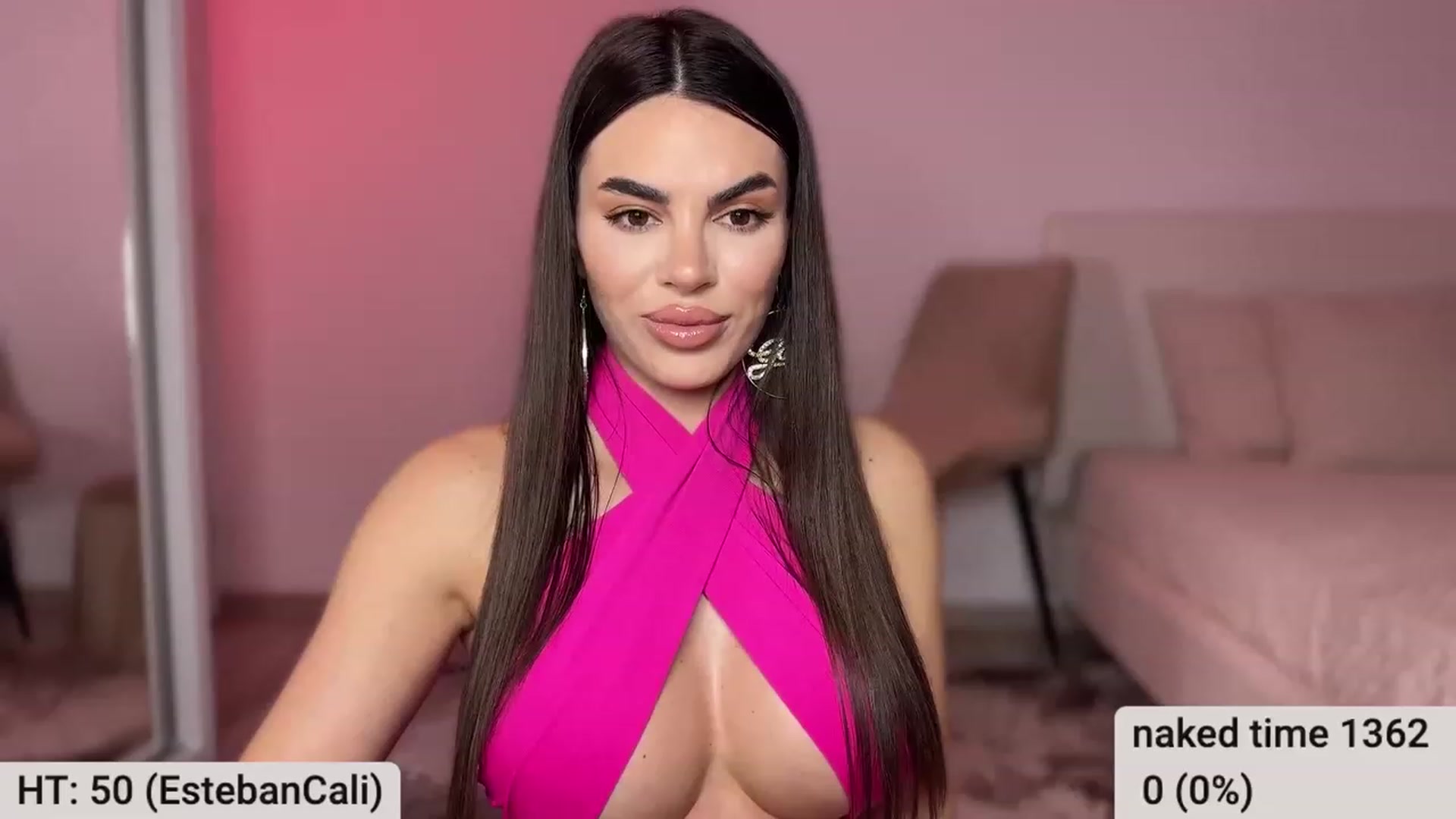 Gallery image thumbnail from BustyMiaaa's myfreecams stream on, 01/09/2024, 22:39 image 12 of 20