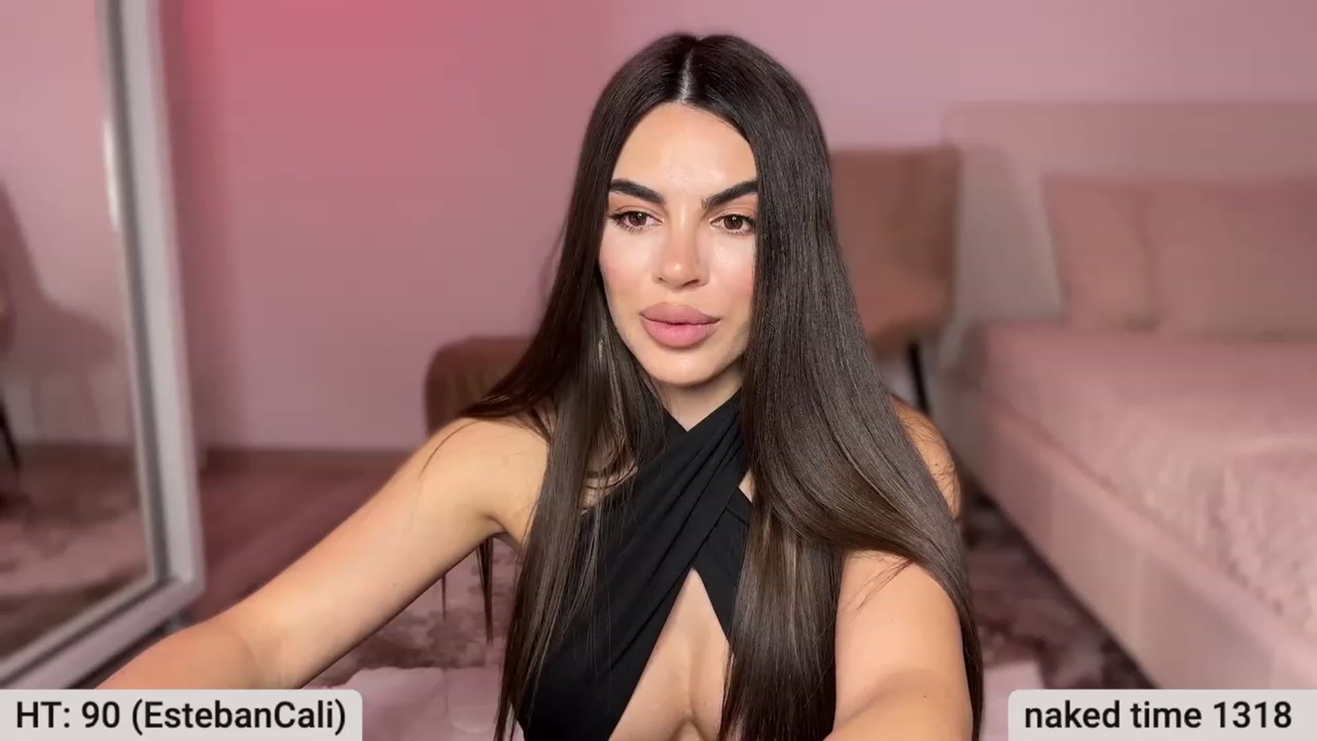 Gallery image thumbnail from BustyMiaaa's myfreecams stream on, 01/14/2024, 22:36 image 17 of 20