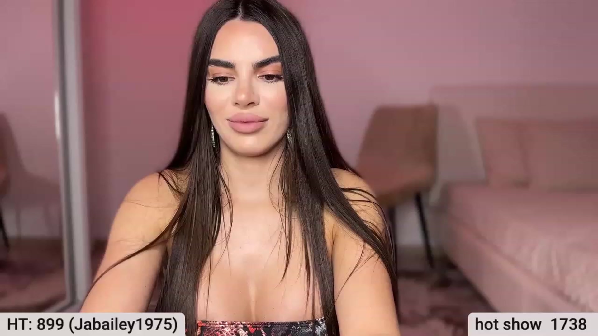 Gallery image thumbnail from BustyMiaaa's myfreecams stream on, 01/15/2024, 22:39 image 9 of 20