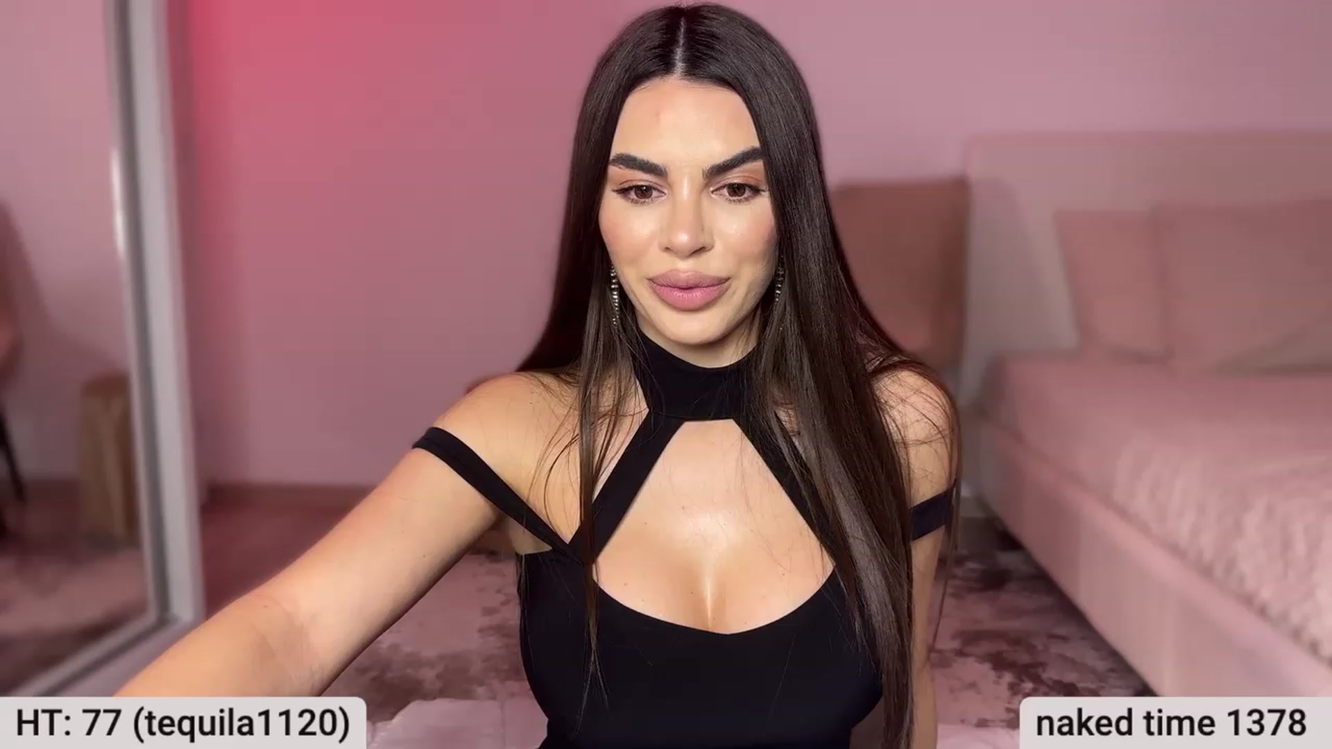 Gallery image thumbnail from BustyMiaaa's myfreecams stream on, 01/21/2024, 21:04 image 14 of 20