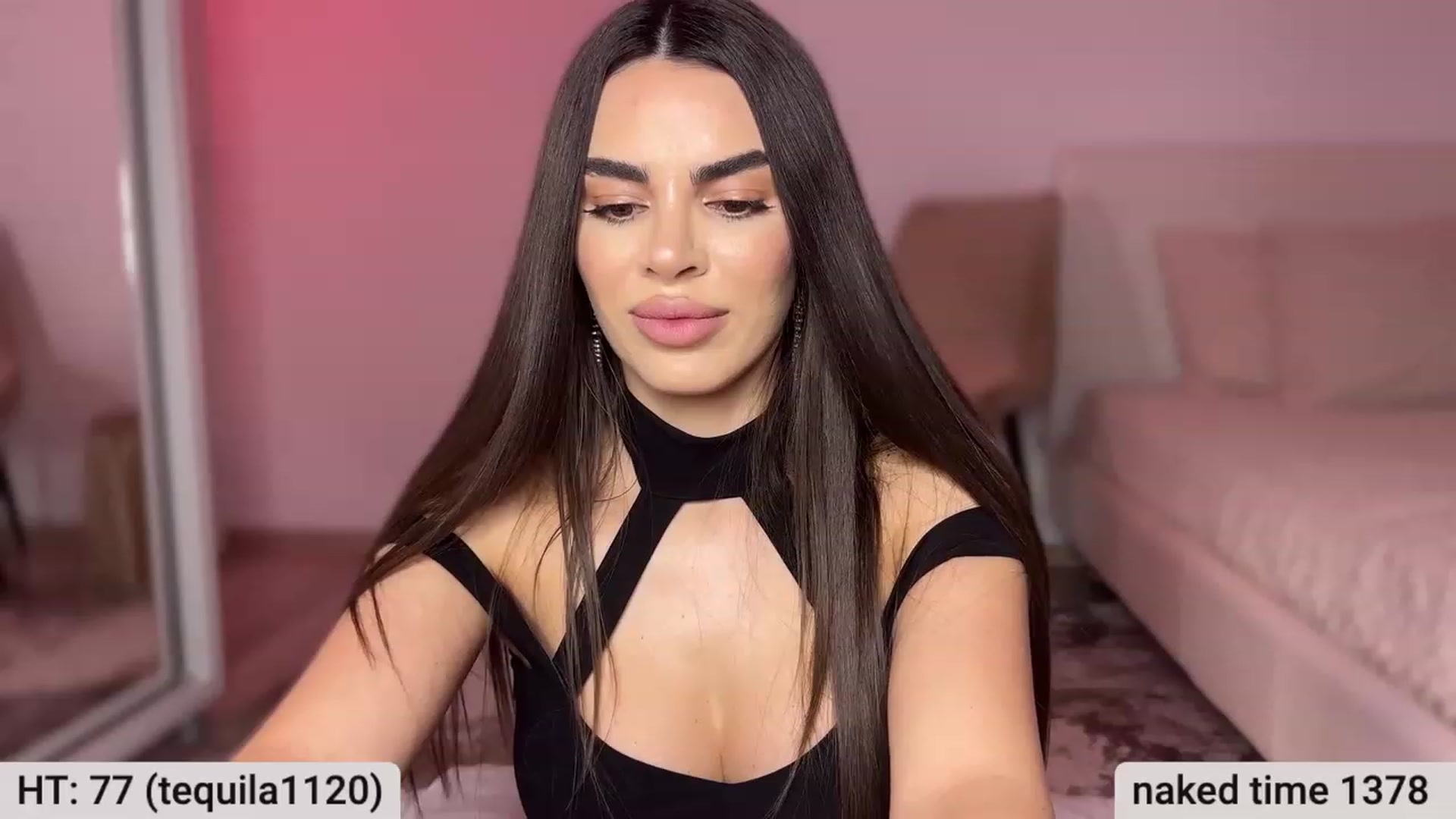 Gallery image thumbnail from BustyMiaaa's myfreecams stream on, 01/21/2024, 21:04 image 13 of 20