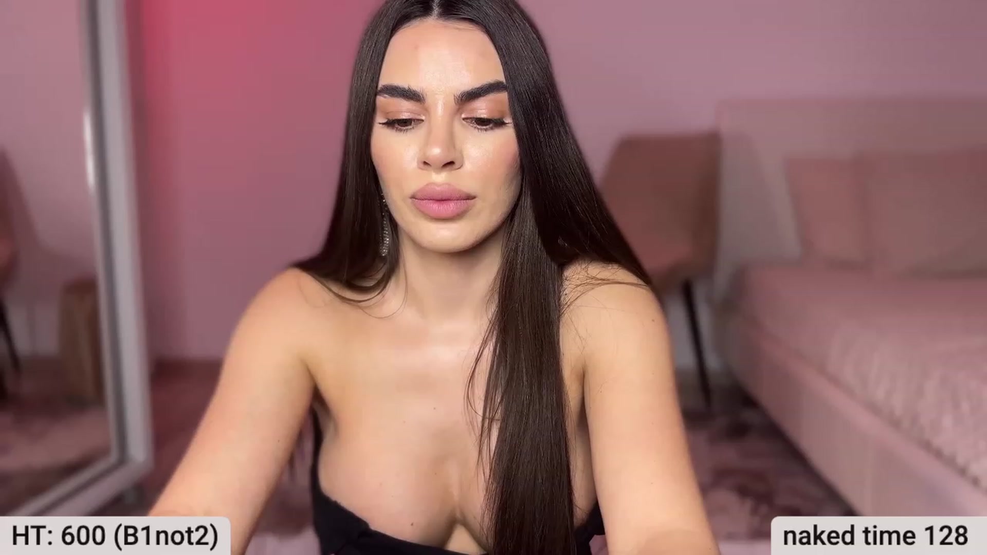 Gallery image thumbnail from BustyMiaaa's myfreecams stream on, 01/21/2024, 22:25 image 20 of 20