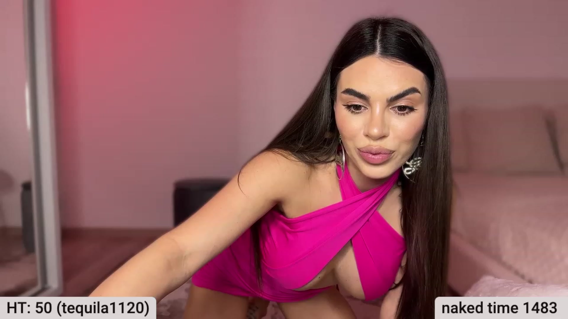 Gallery image thumbnail from BustyMiaaa's myfreecams stream on, 02/08/2024, 22:07 image 6 of 20