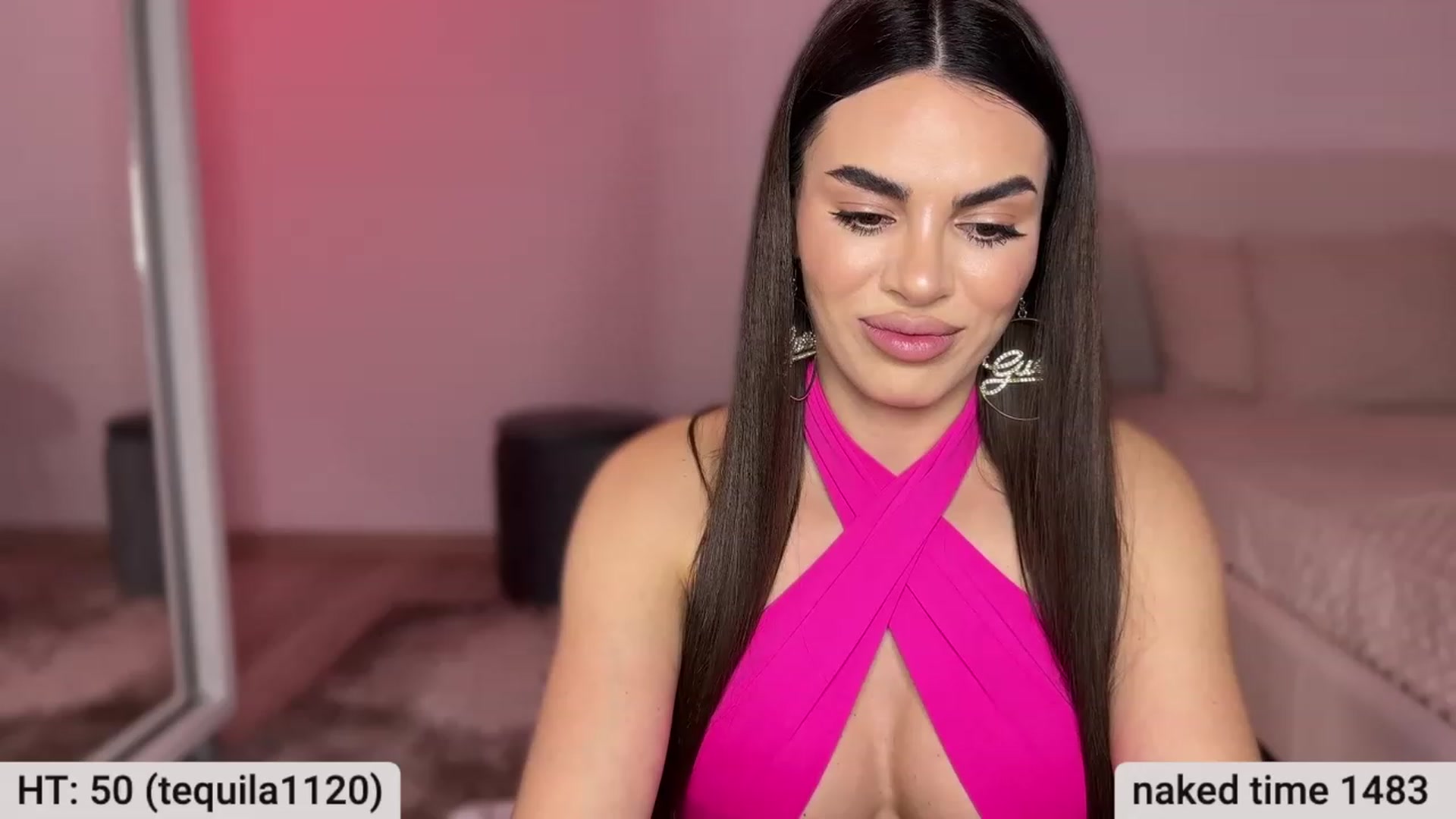 Gallery image thumbnail from BustyMiaaa's myfreecams stream on, 02/08/2024, 22:07 image 3 of 20