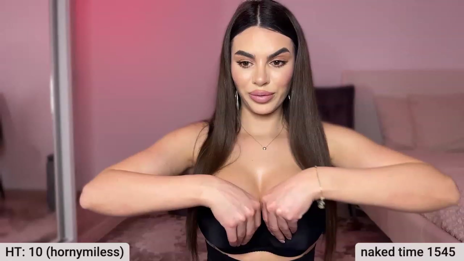 Gallery image thumbnail from BustyMiaaa's myfreecams stream on, 02/09/2024, 21:29 image 11 of 20