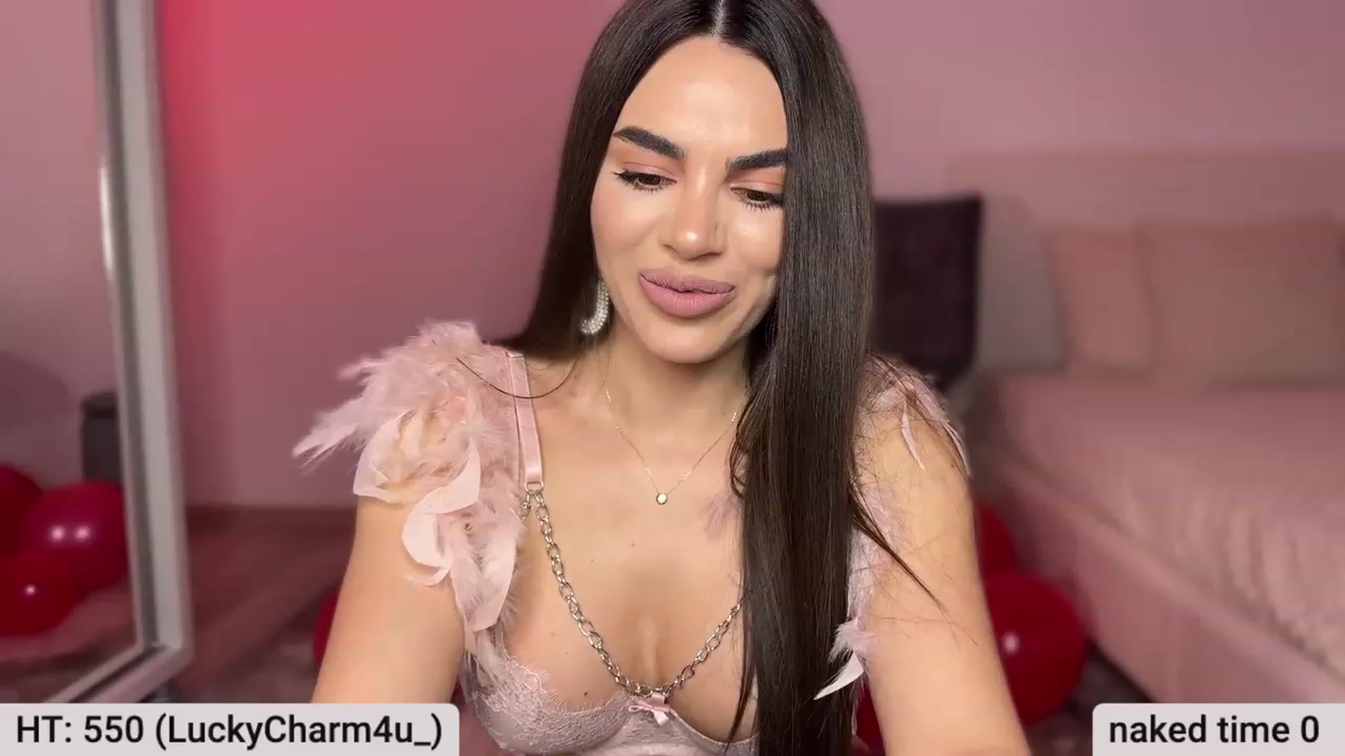 Gallery image thumbnail from BustyMiaaa's myfreecams stream on, 02/14/2024, 22:20 image 10 of 20