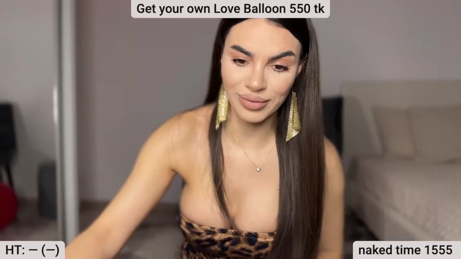 Gallery image thumbnail from BustyMiaaa's myfreecams stream on, 02/26/2024, 21:45 image 4 of 20