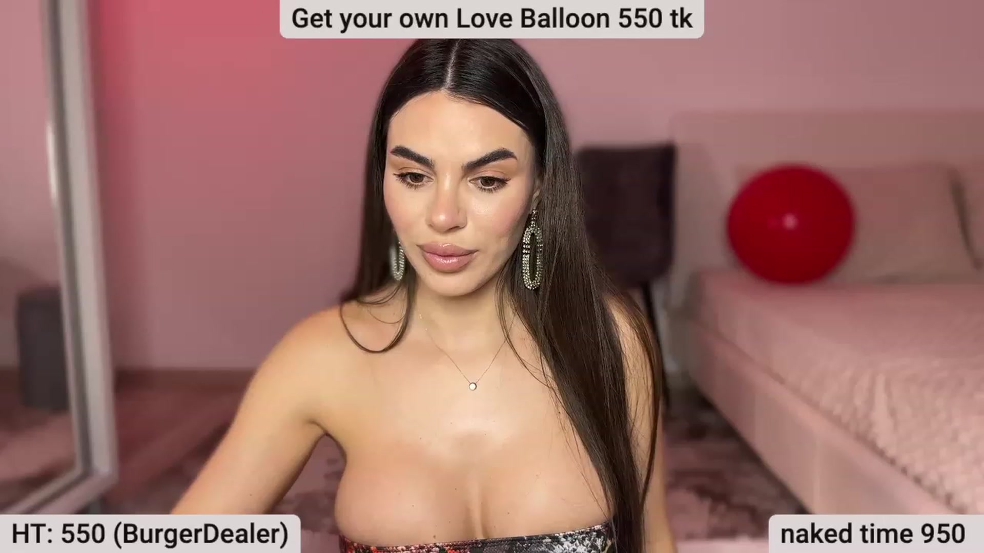 Gallery image thumbnail from BustyMiaaa's myfreecams stream on, 02/27/2024, 21:53 image 19 of 20