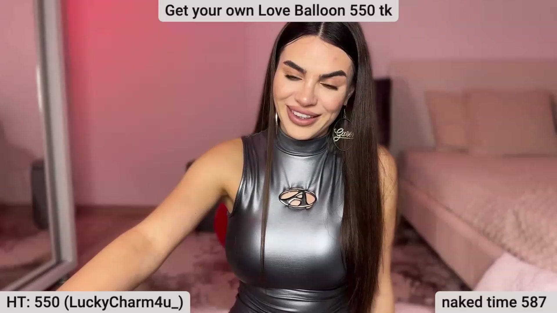 Gallery image thumbnail from BustyMiaaa's myfreecams stream on, 03/05/2024, 21:20 image 18 of 20