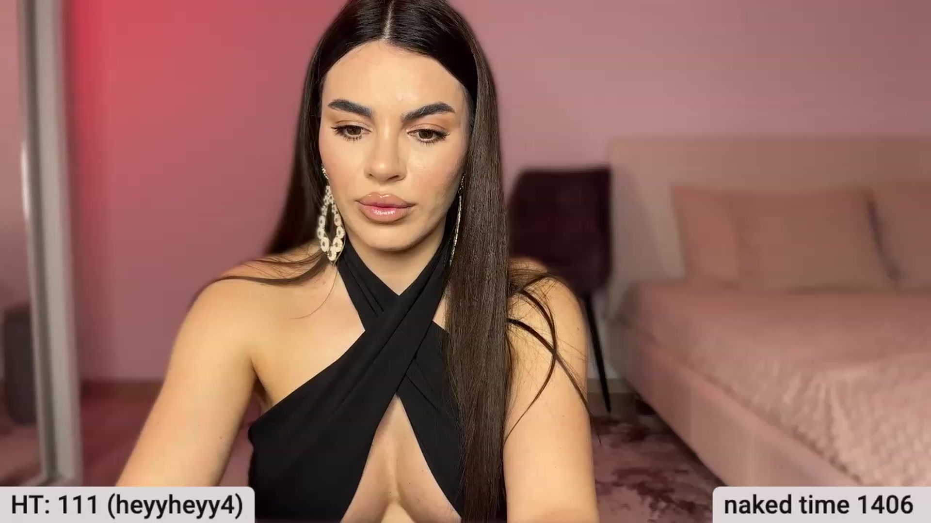 Gallery image thumbnail from BustyMiaaa's myfreecams stream on, 03/08/2024, 22:21 image 11 of 20