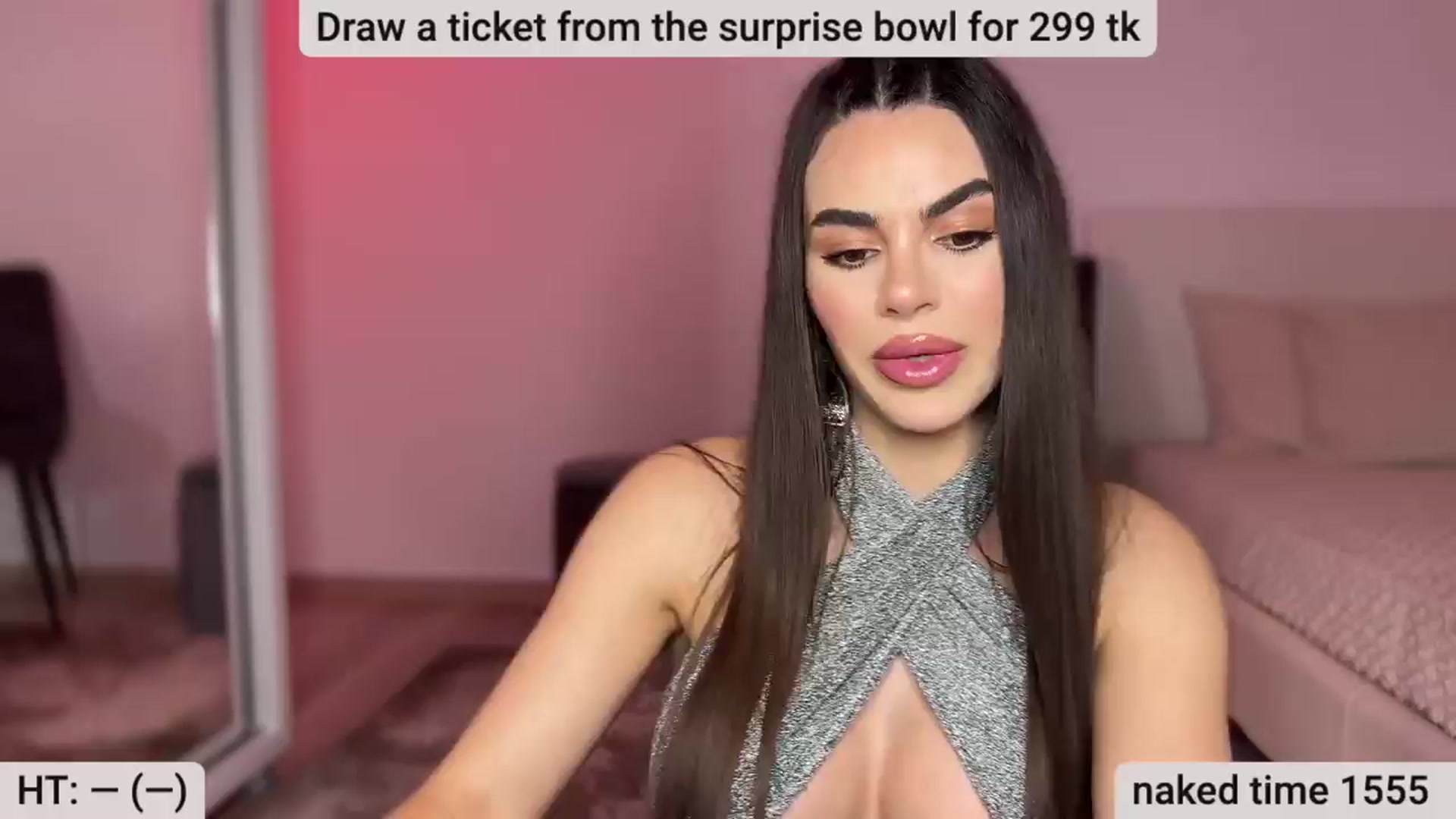 Gallery image thumbnail from BustyMiaaa's myfreecams stream on, 03/21/2024, 22:14 image 3 of 20