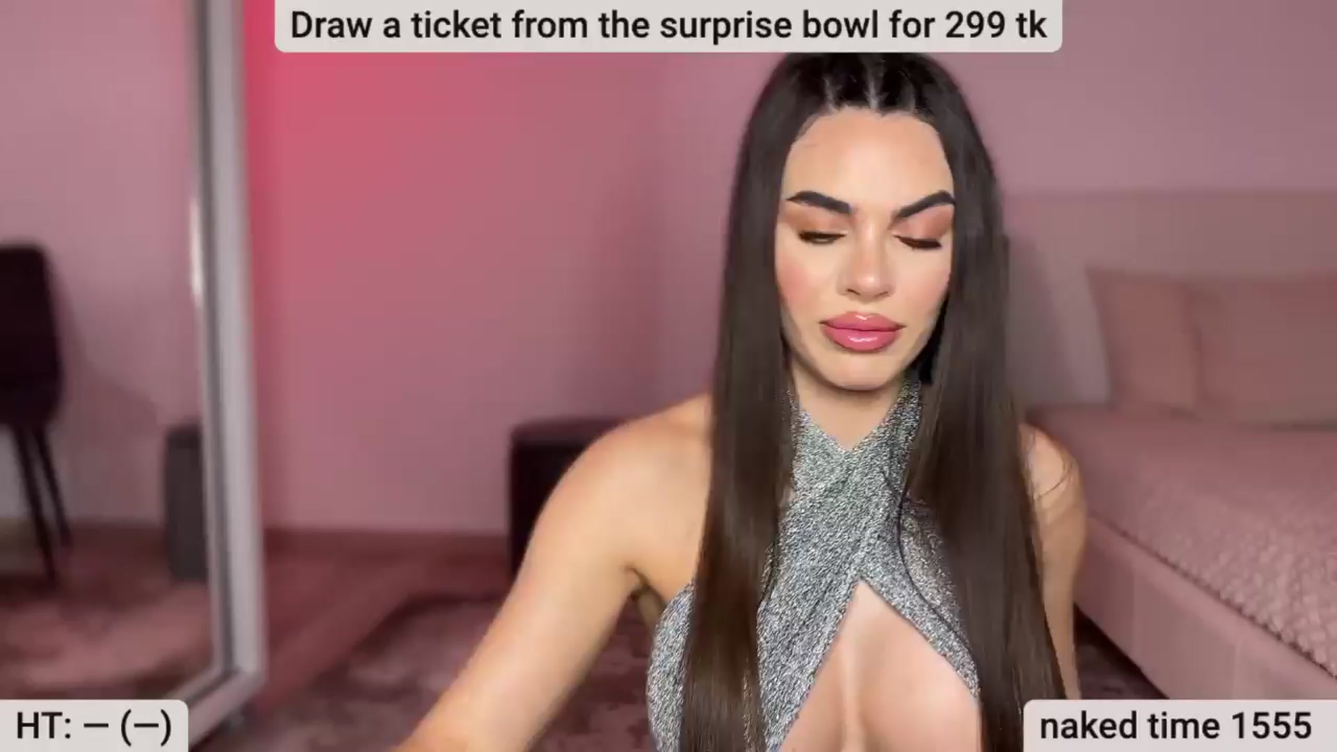 Gallery image thumbnail from BustyMiaaa's myfreecams stream on, 03/21/2024, 22:14 image 8 of 20