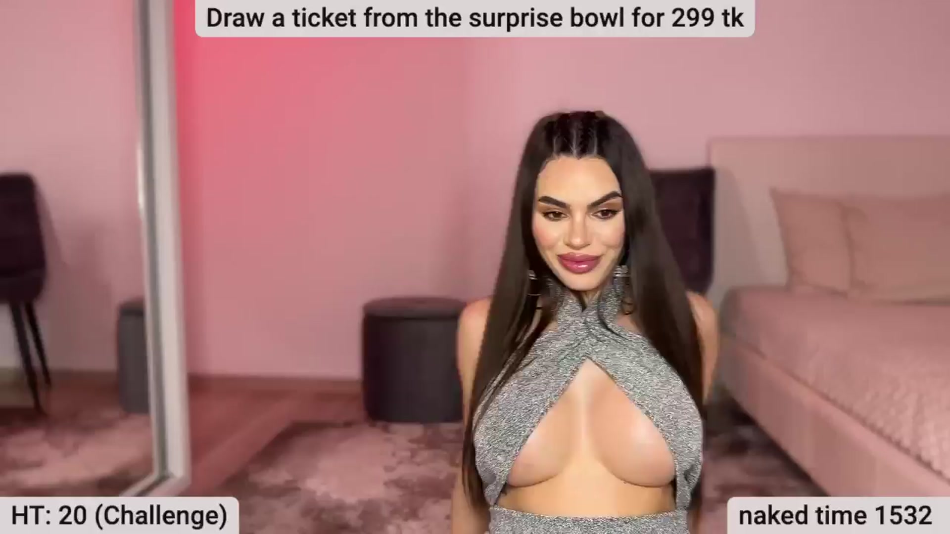 Gallery image thumbnail from BustyMiaaa's myfreecams stream on, 03/21/2024, 22:14 image 12 of 20
