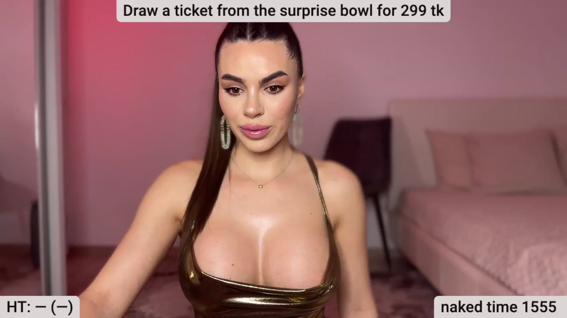Gallery image thumbnail from BustyMiaaa's myfreecams stream on, 03/22/2024, 21:50 image 4 of 20