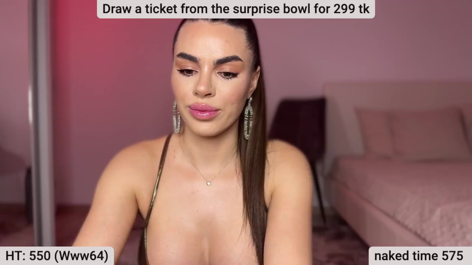 Gallery image thumbnail from BustyMiaaa's myfreecams stream on, 03/22/2024, 21:50 image 12 of 20