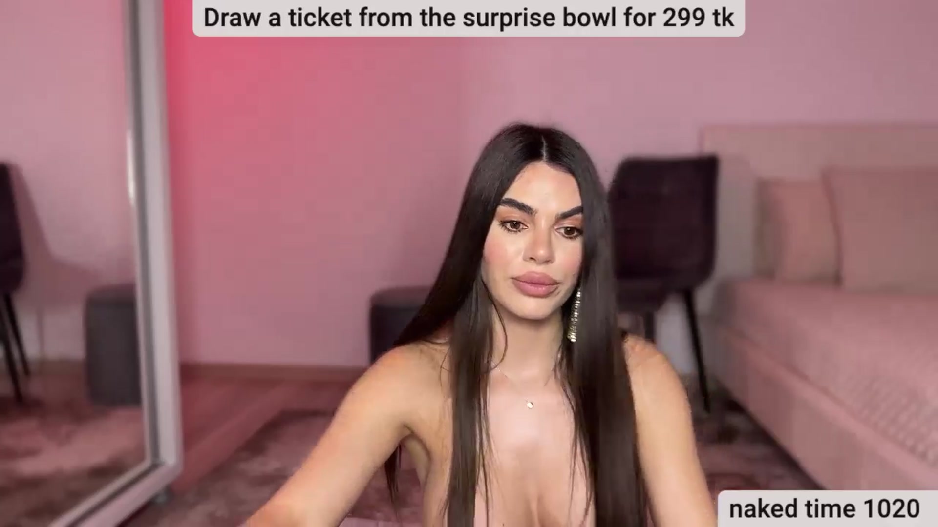 Gallery image thumbnail from BustyMiaaa's myfreecams stream on, 03/24/2024, 22:36 image 20 of 20