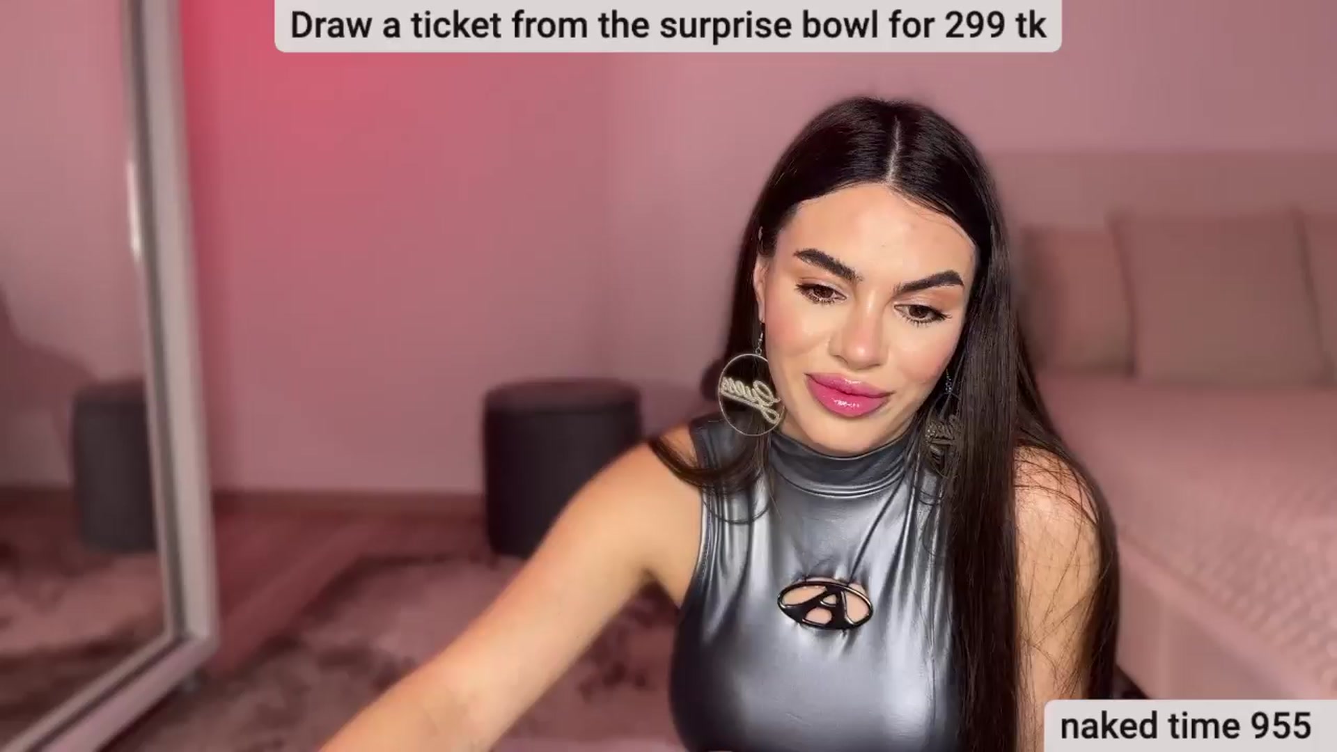 Gallery image thumbnail from BustyMiaaa's myfreecams stream on, 03/25/2024, 22:26 image 20 of 20