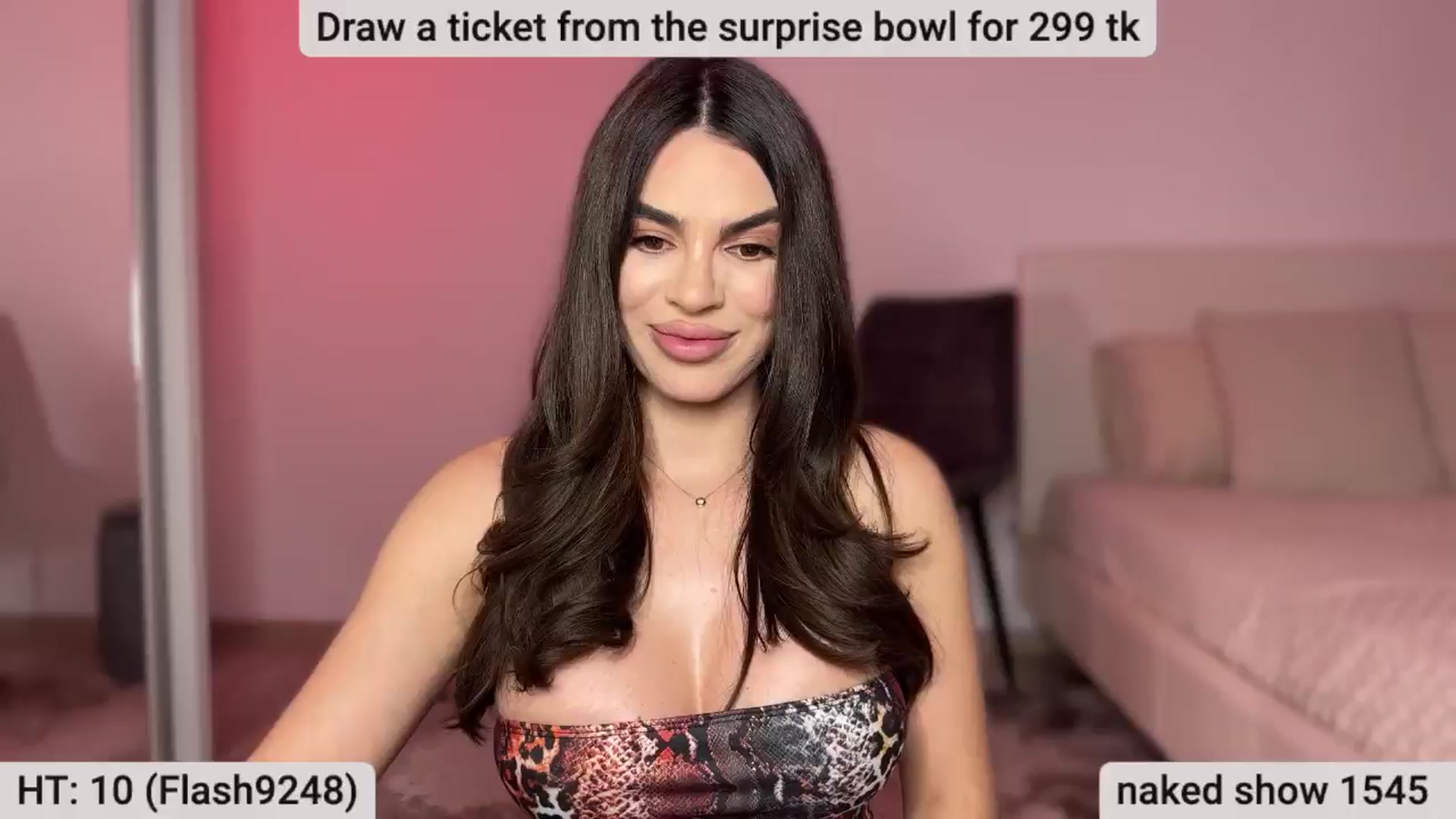 Gallery image thumbnail from BustyMiaaa's myfreecams stream on, 05/13/2024, 21:30 image 2 of 20