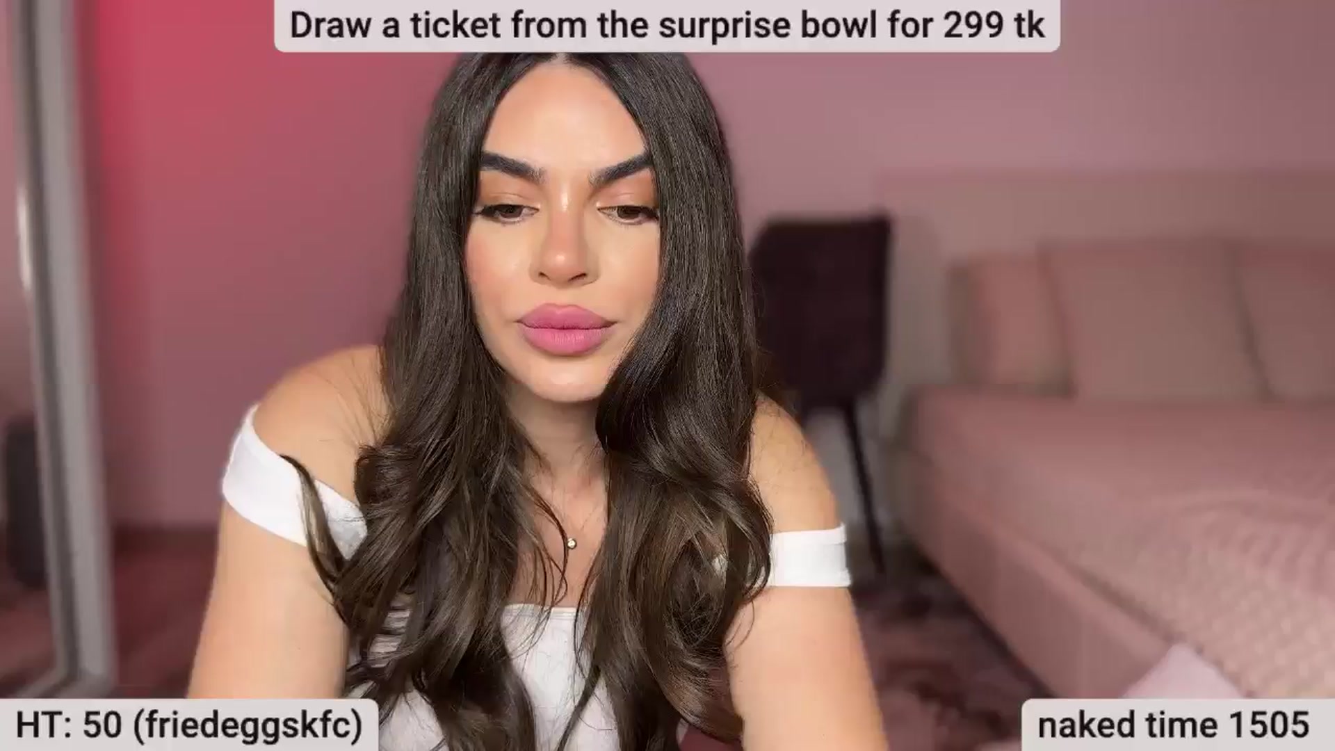 Gallery image thumbnail from BustyMiaaa's myfreecams stream on, 05/18/2024, 22:19 image 10 of 20