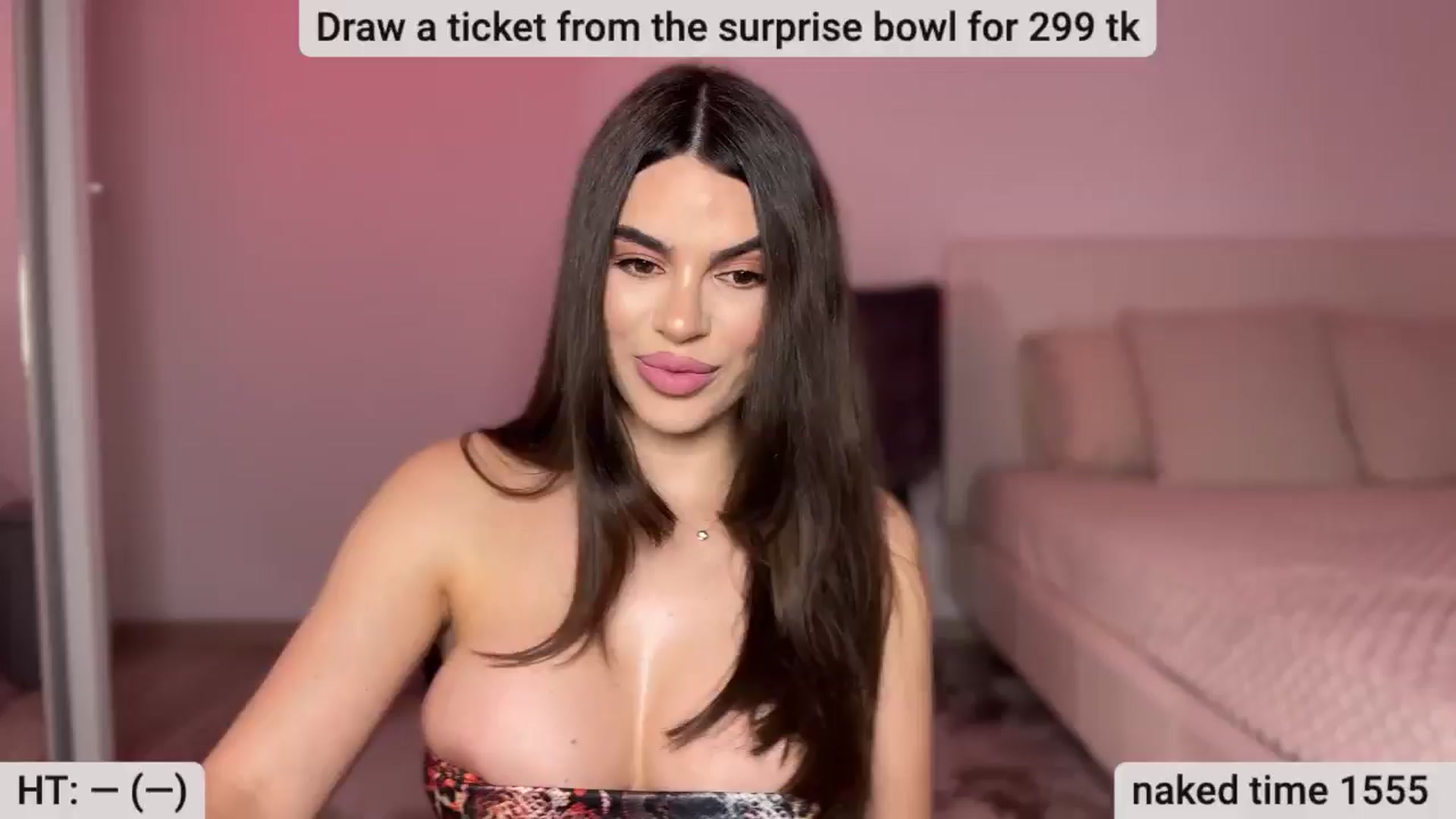 Gallery image thumbnail from BustyMiaaa's myfreecams stream on, 05/21/2024, 21:27 image 3 of 20