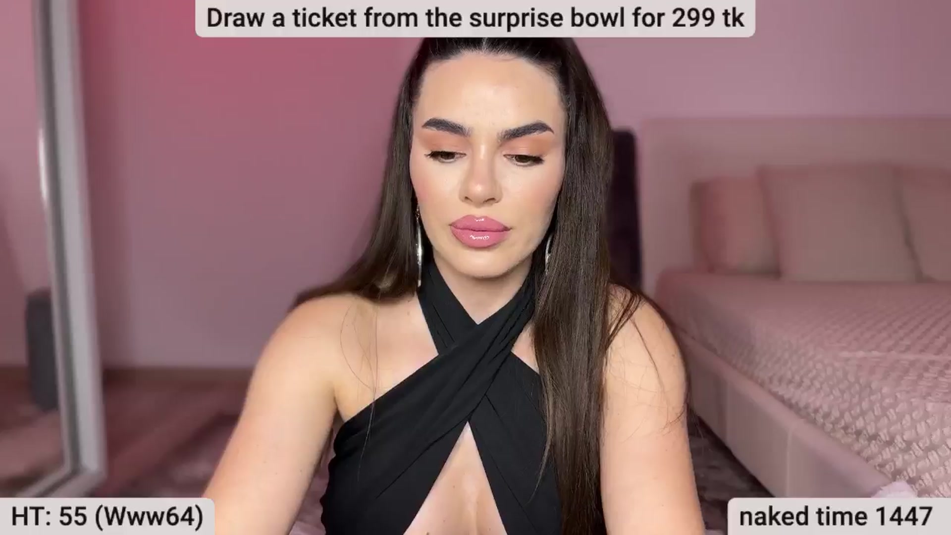 Gallery image thumbnail from BustyMiaaa's myfreecams stream on, 05/24/2024, 21:17 image 16 of 20