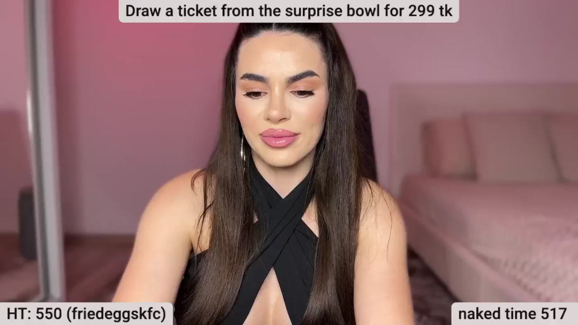 Gallery image thumbnail from BustyMiaaa's myfreecams stream on, 05/24/2024, 22:10 image 19 of 20