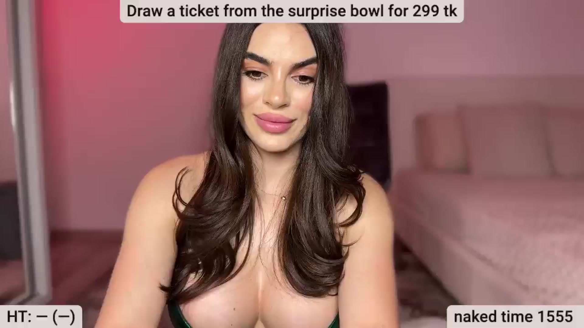 Gallery image thumbnail from BustyMiaaa's myfreecams stream on, 05/26/2024, 20:49 image 16 of 20