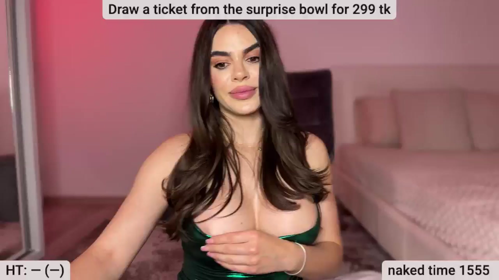 Gallery image thumbnail from BustyMiaaa's myfreecams stream on, 05/26/2024, 20:49 image 18 of 20