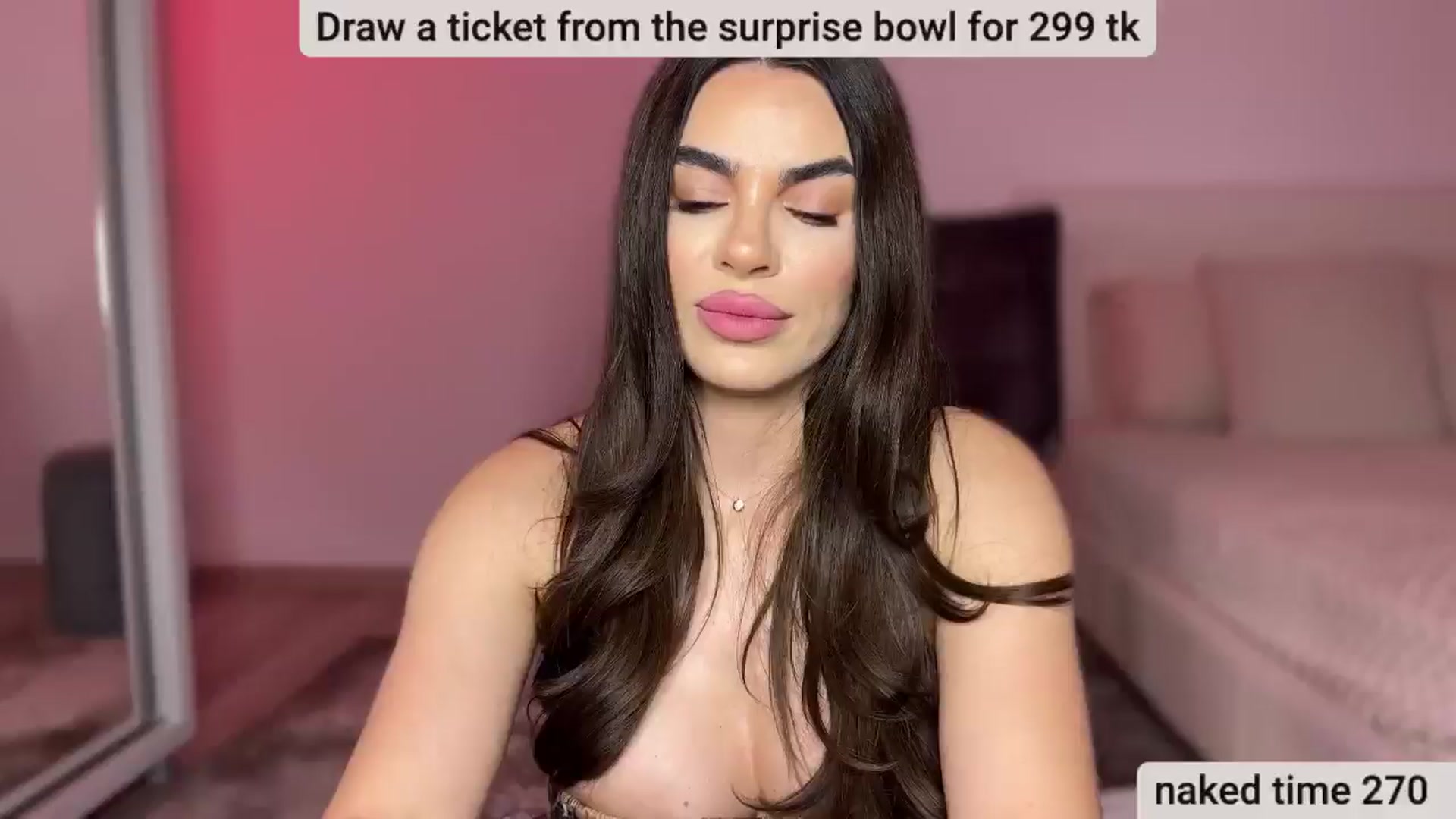 Gallery image thumbnail from BustyMiaaa's myfreecams stream on, 05/27/2024, 21:38 image 16 of 20