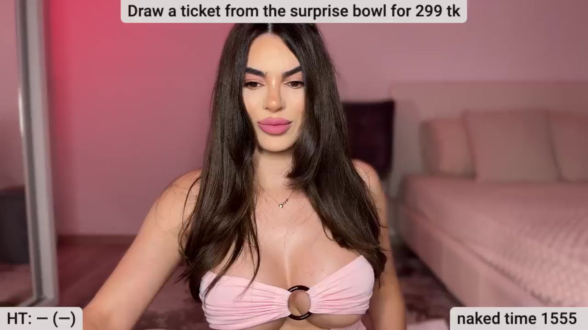 Gallery image thumbnail from BustyMiaaa's myfreecams stream on, 05/29/2024, 21:35 image 4 of 20