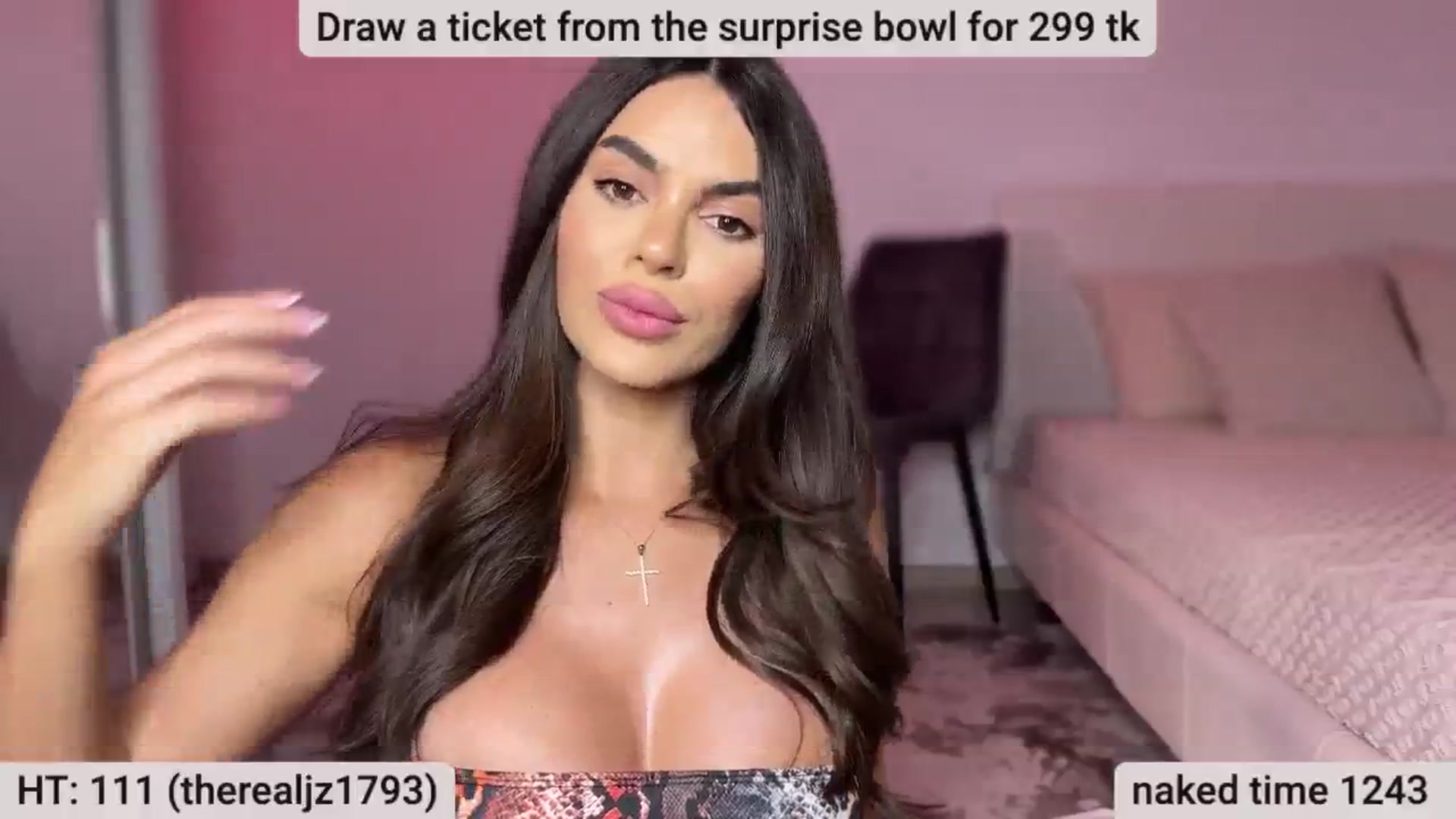 Gallery image thumbnail from BustyMiaaa's myfreecams stream on, 07/03/2024, 22:23 image 8 of 20