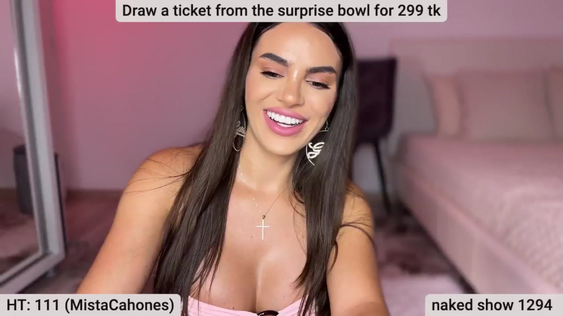 Gallery image thumbnail from BustyMiaaa's myfreecams stream on, 07/15/2024, 21:41 image 13 of 20