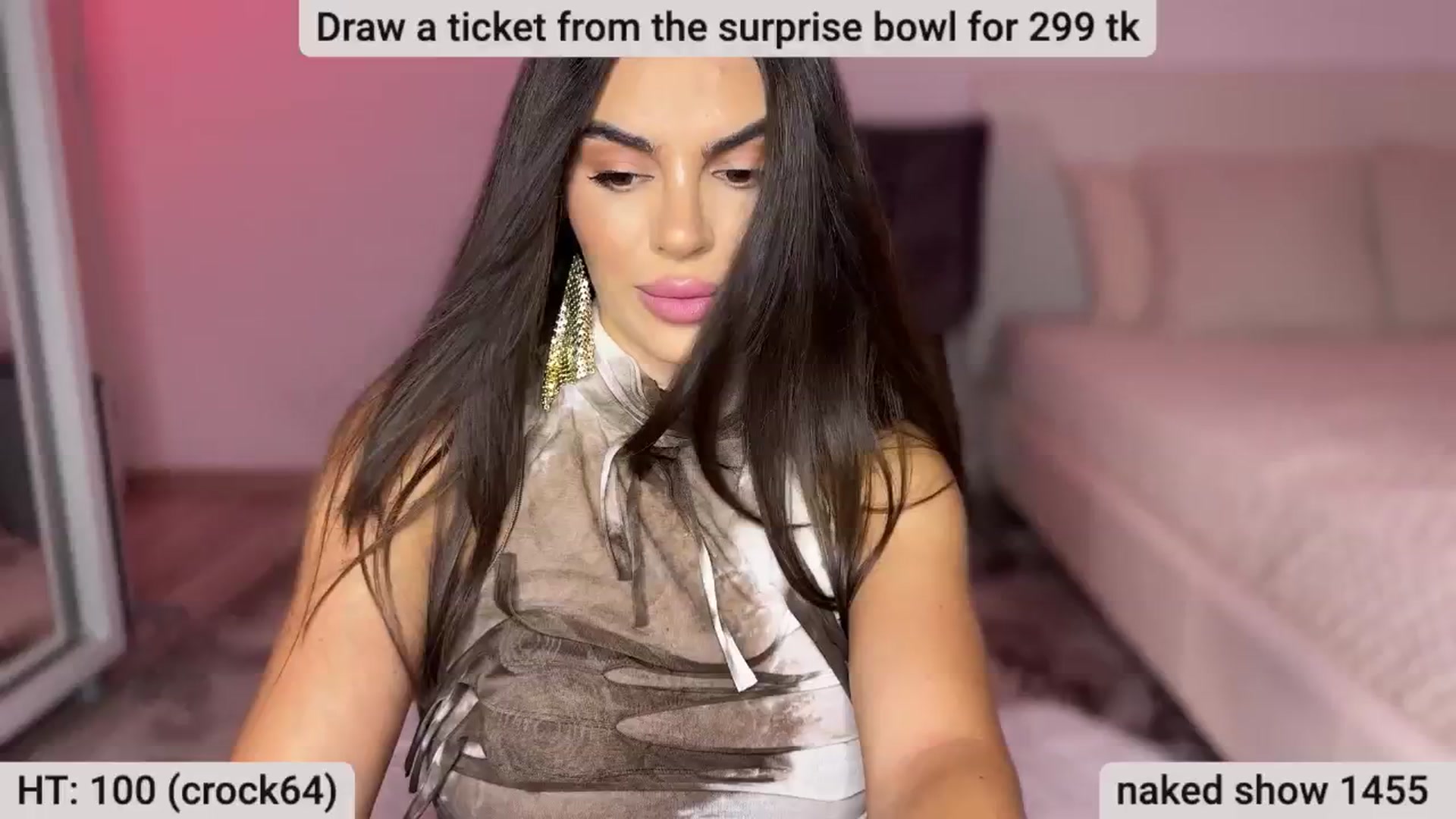 Gallery image thumbnail from BustyMiaaa's myfreecams stream on, 07/16/2024, 20:42 image 10 of 20