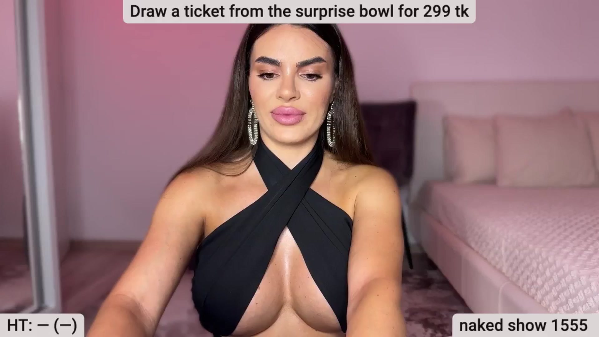 Gallery image thumbnail from BustyMiaaa's myfreecams stream on, 07/21/2024, 19:50 image 12 of 20