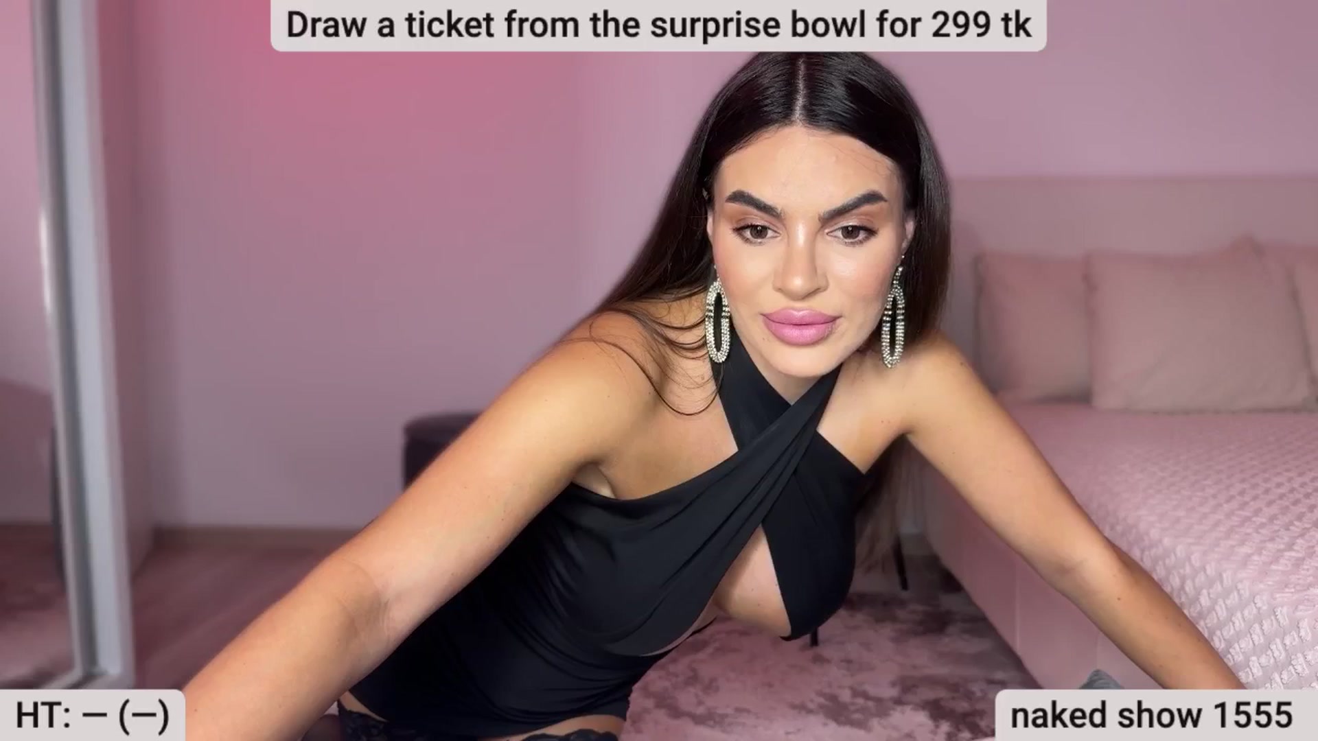 Gallery image thumbnail from BustyMiaaa's myfreecams stream on, 07/21/2024, 19:50 image 10 of 20