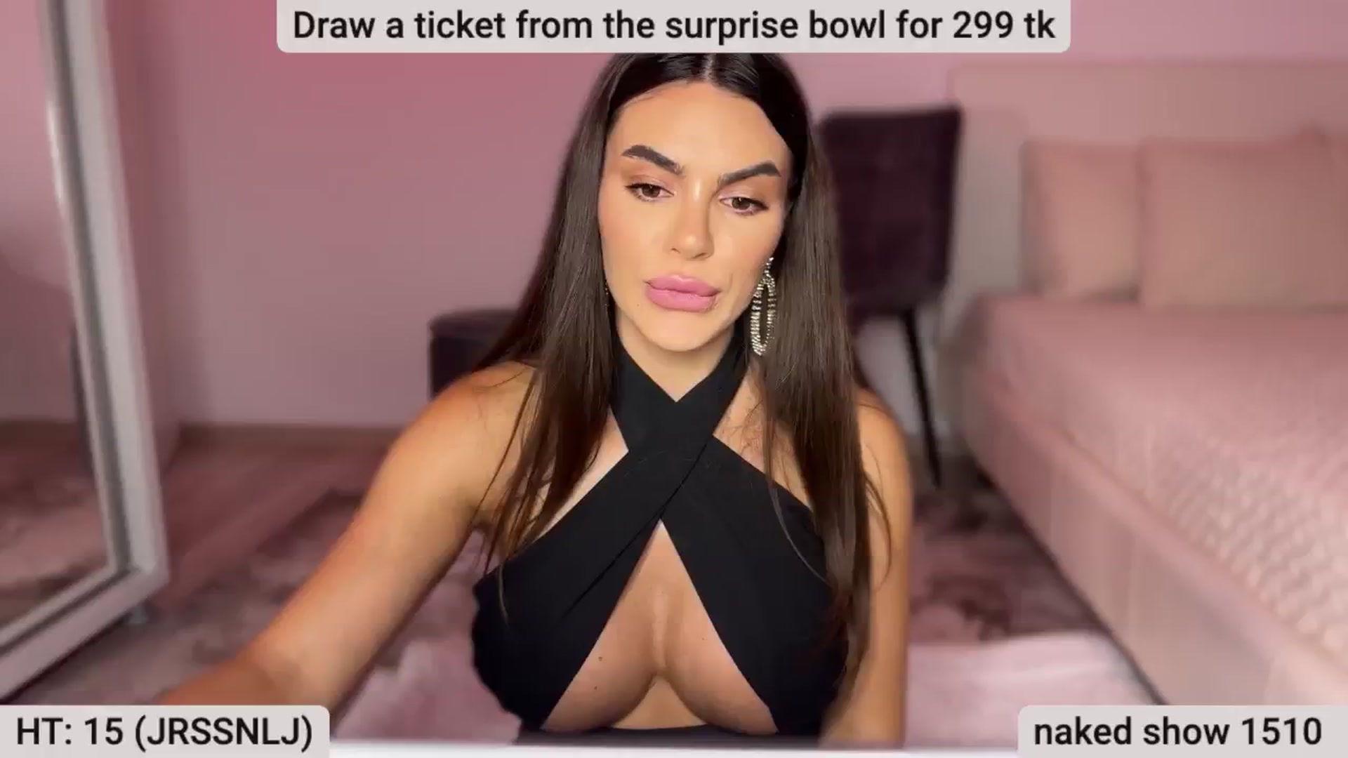 Gallery image thumbnail from BustyMiaaa's myfreecams stream on, 07/21/2024, 21:06 image 14 of 20