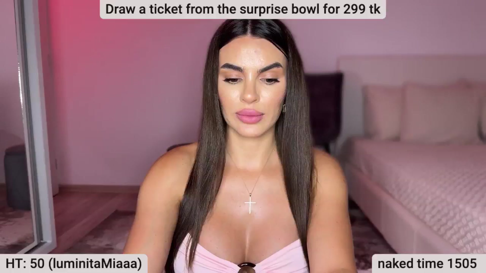 Gallery image thumbnail from BustyMiaaa's myfreecams stream on, 07/28/2024, 21:20 image 4 of 20