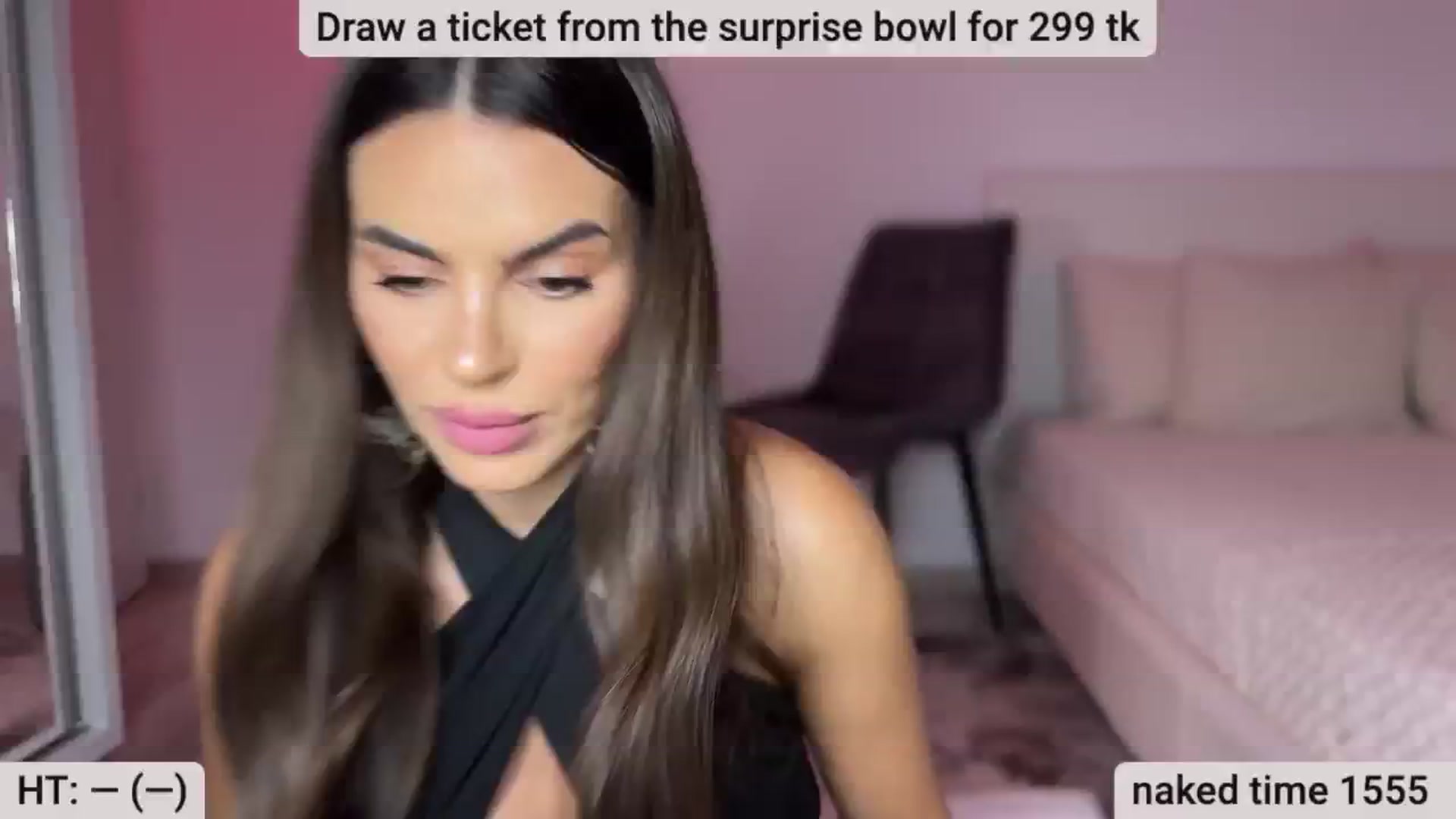 Gallery image thumbnail from BustyMiaaa's myfreecams stream on, 08/06/2024, 20:14 image 10 of 20