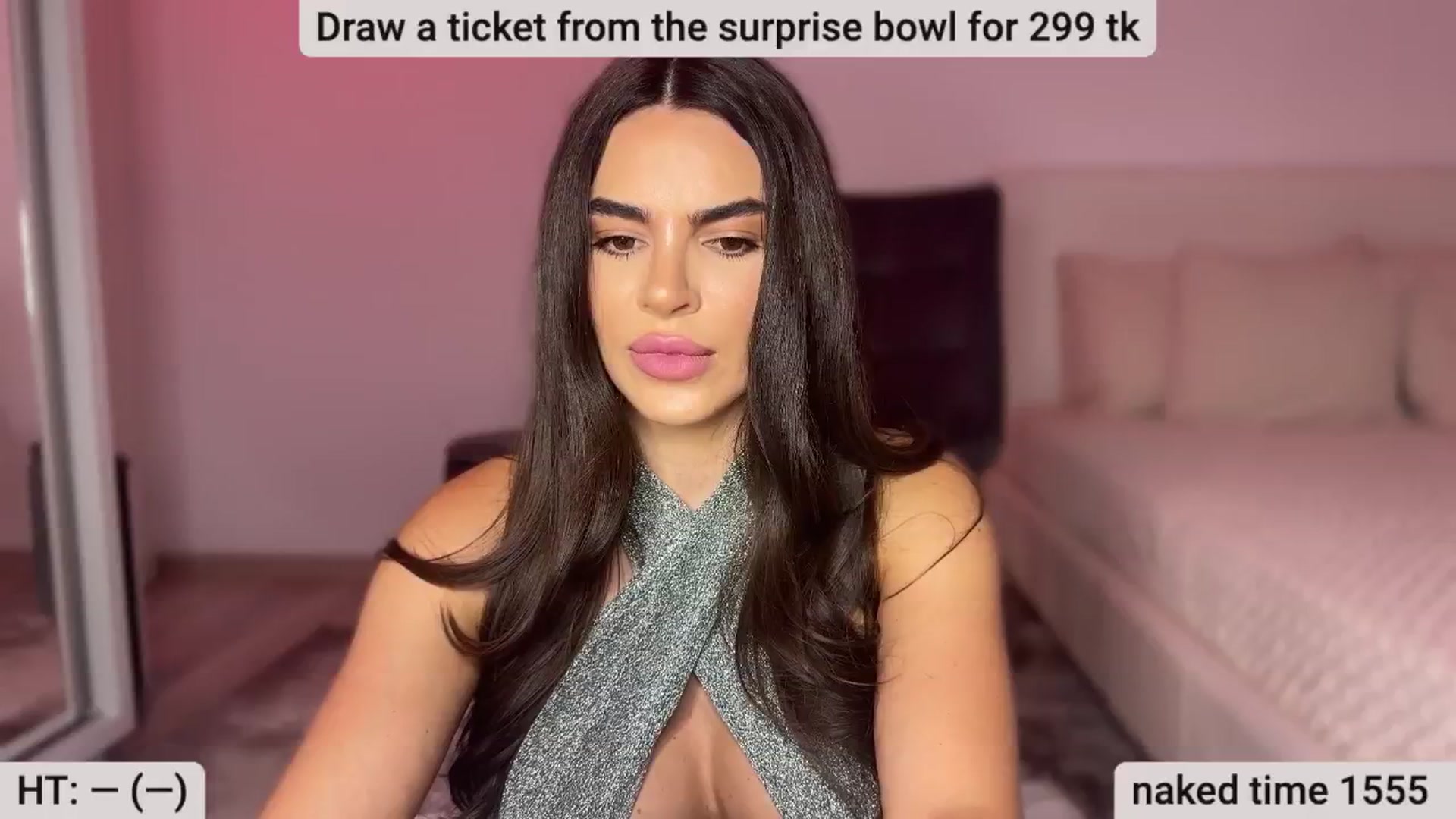 Gallery image thumbnail from BustyMiaaa's myfreecams stream on, 08/18/2024, 20:22 image 11 of 20