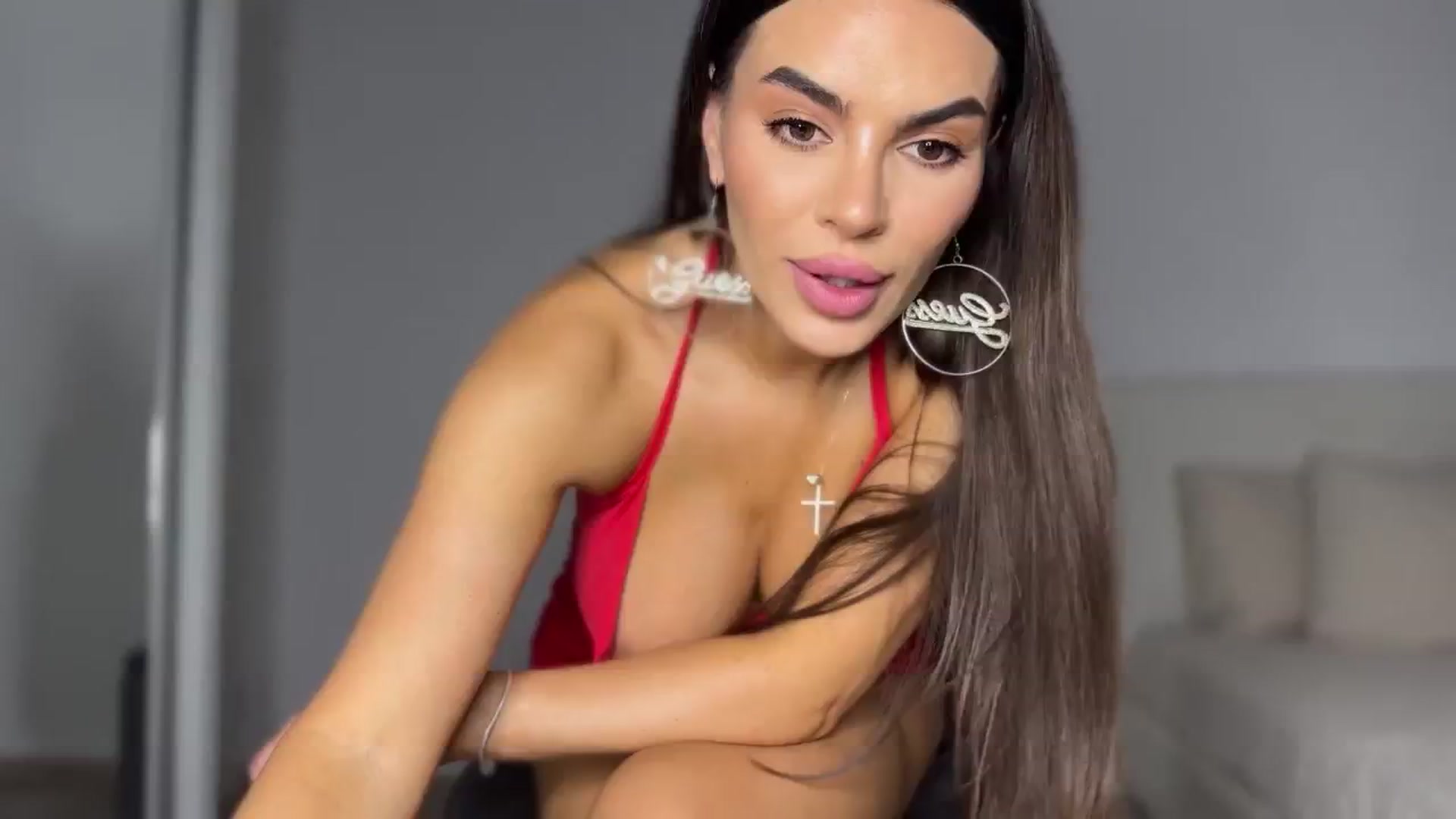 Gallery image thumbnail from BustyMiaaa's myfreecams stream on, 08/26/2024, 21:07 image 13 of 20