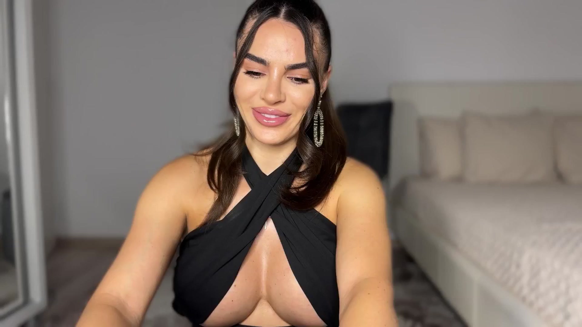 Gallery image thumbnail from BustyMiaaa's myfreecams stream on, 09/03/2024, 19:48 image 1 of 20