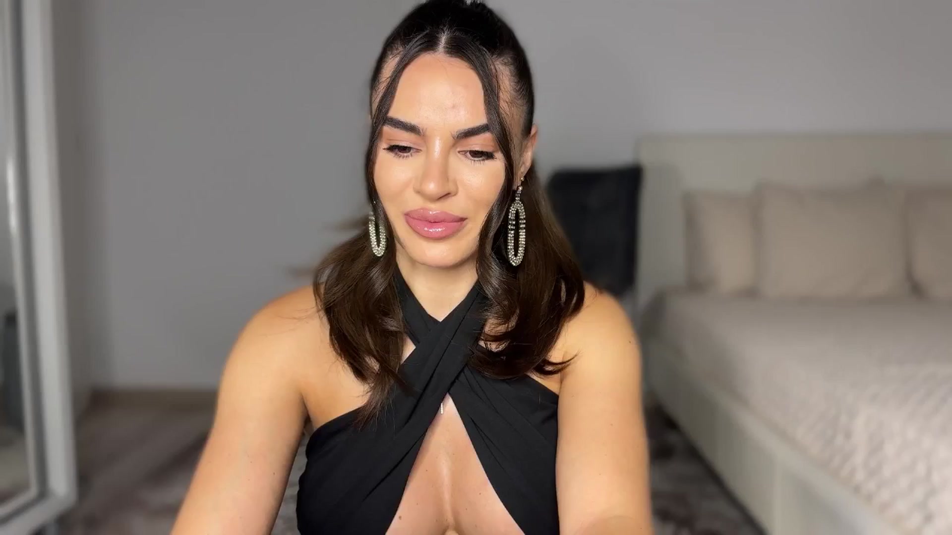 Gallery image thumbnail from BustyMiaaa's myfreecams stream on, 09/03/2024, 19:48 image 3 of 20