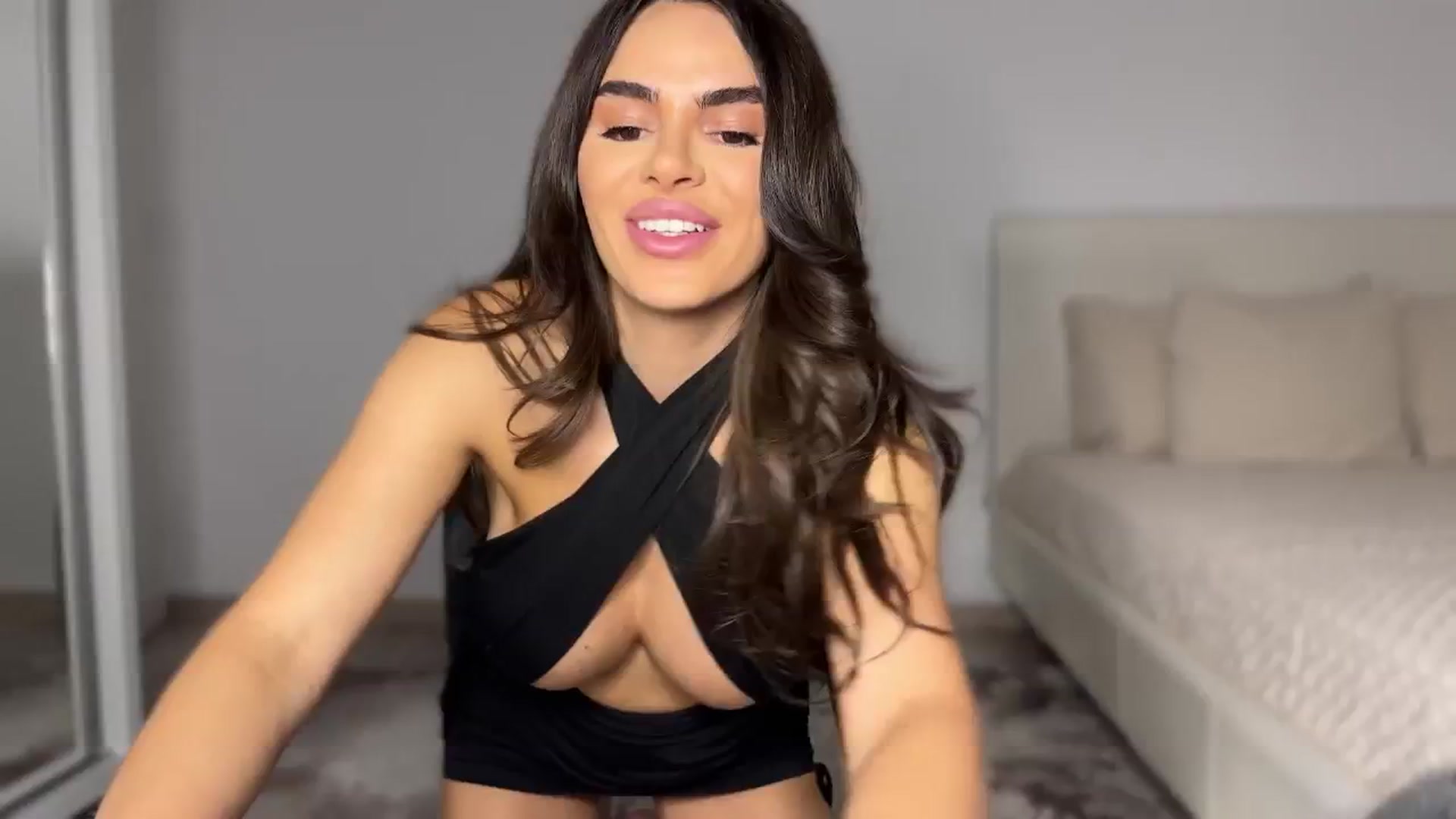 Gallery image thumbnail from BustyMiaaa's myfreecams stream on, 09/08/2024, 21:02 image 12 of 20