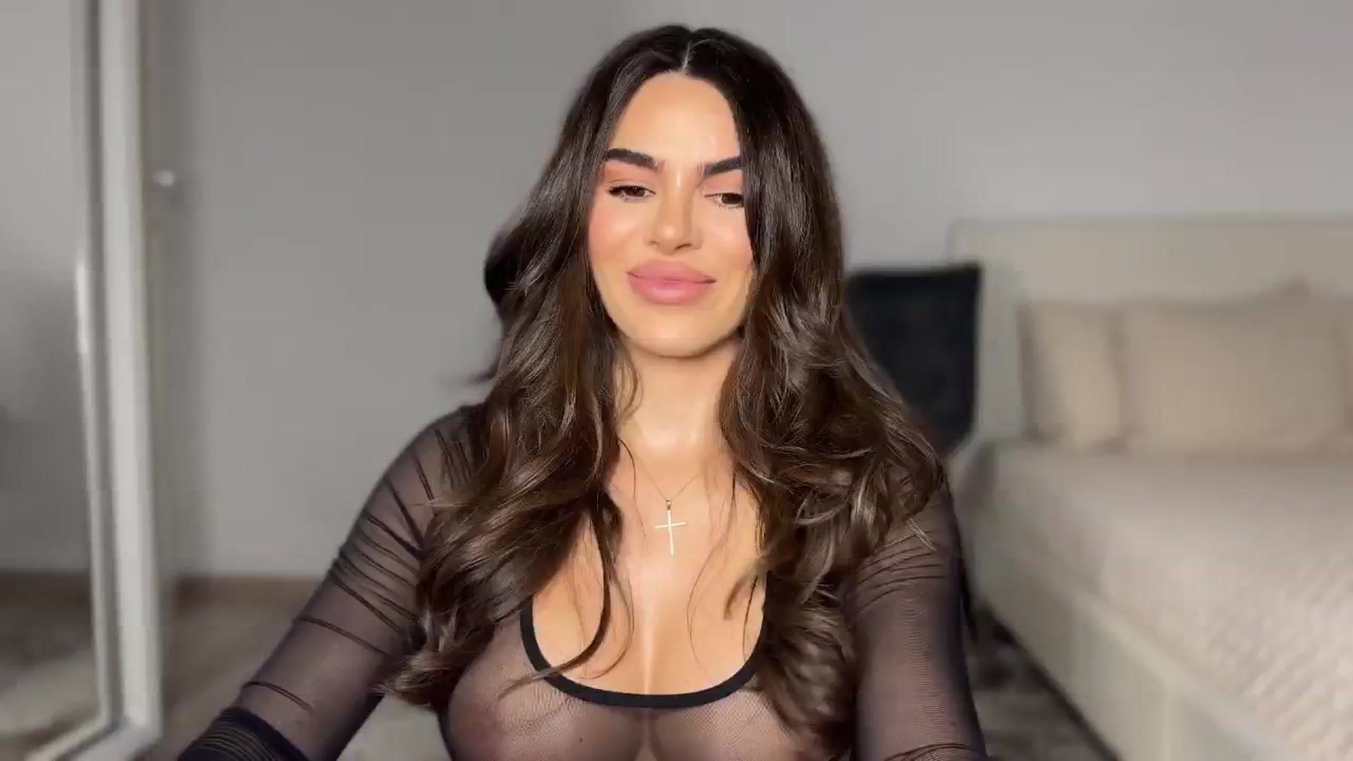Gallery image thumbnail from BustyMiaaa's myfreecams stream on, 09/28/2024, 19:25 image 9 of 20