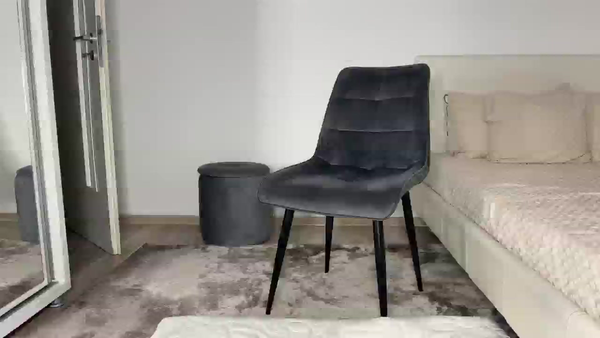 Gallery image thumbnail from BustyMiaaa's myfreecams stream on, 10/06/2024, 21:08 image 12 of 20
