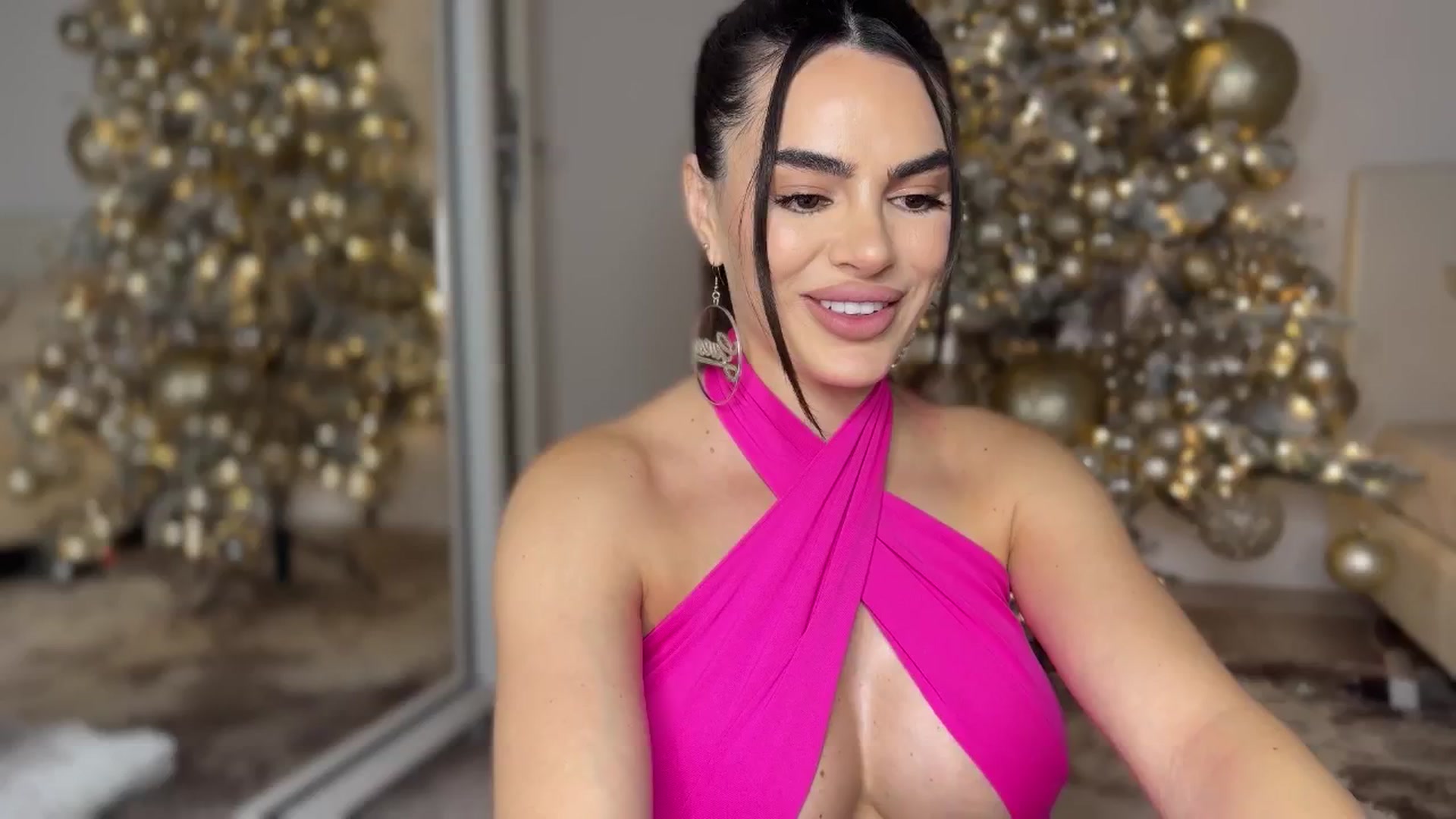 Gallery image thumbnail from BustyMiaaa's myfreecams stream on, 11/26/2024, 21:55 image 20 of 20