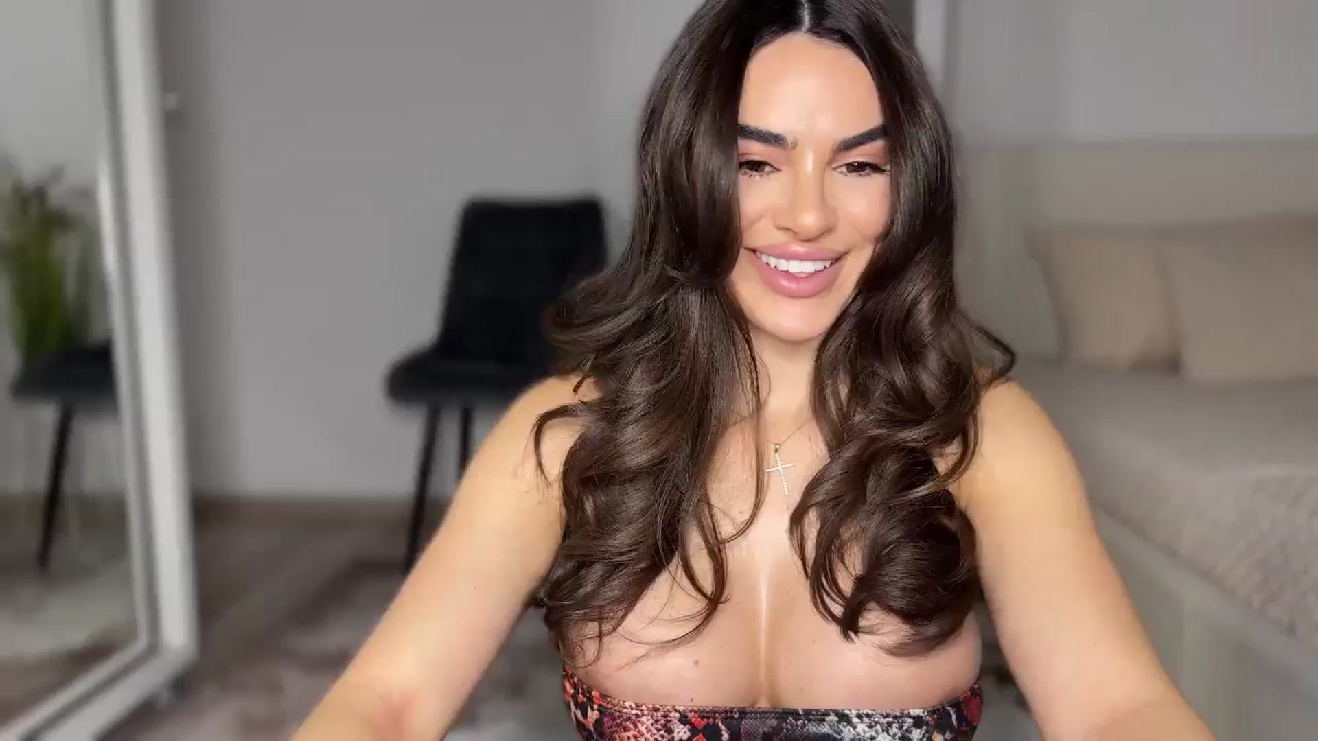 Gallery image thumbnail from BustyMiaaa's myfreecams stream on, 01/11/2025, 21:01 image 11 of 20