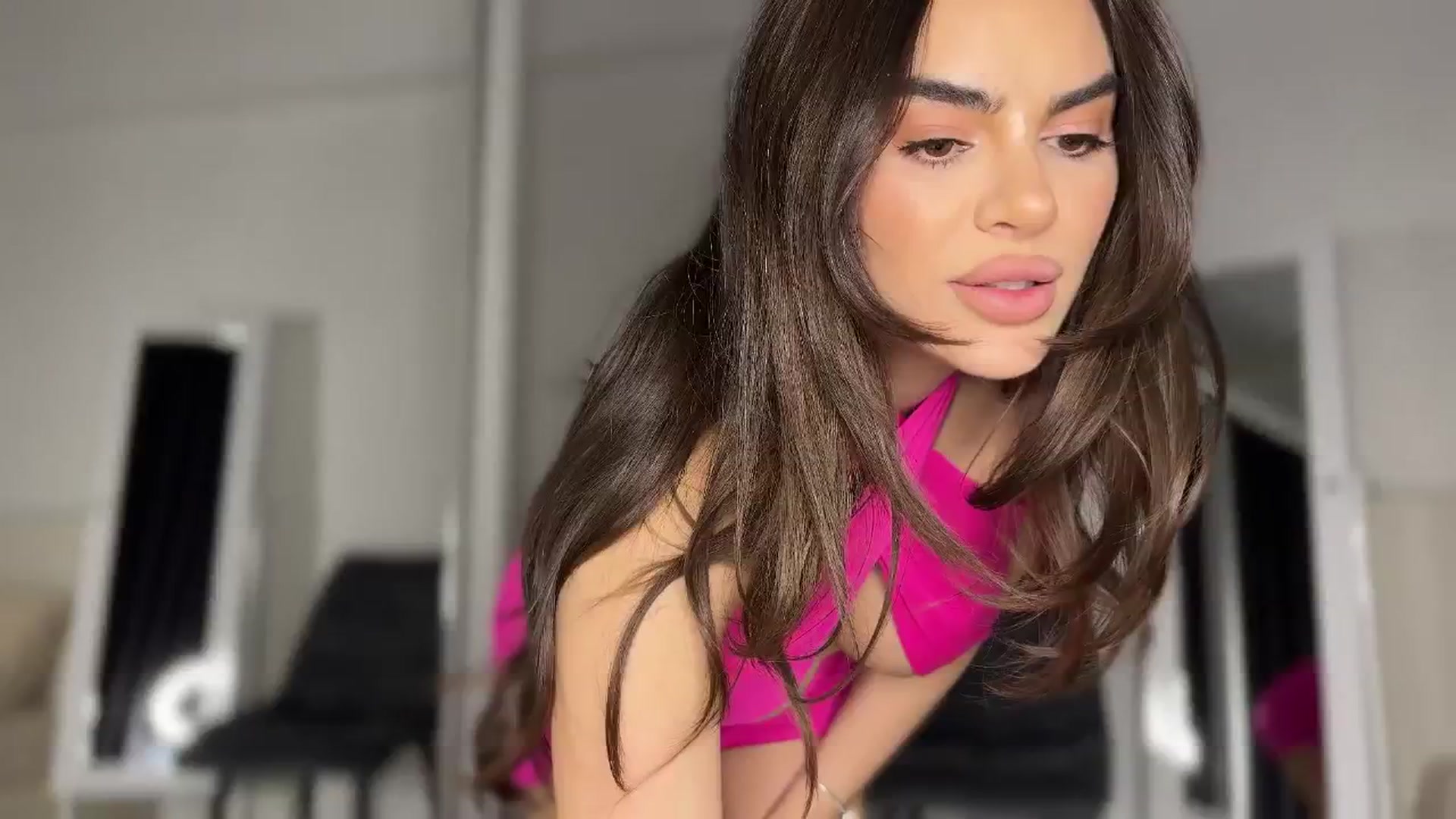 Gallery image thumbnail from BustyMiaaa's myfreecams stream on, 01/20/2025, 22:05 image 6 of 20