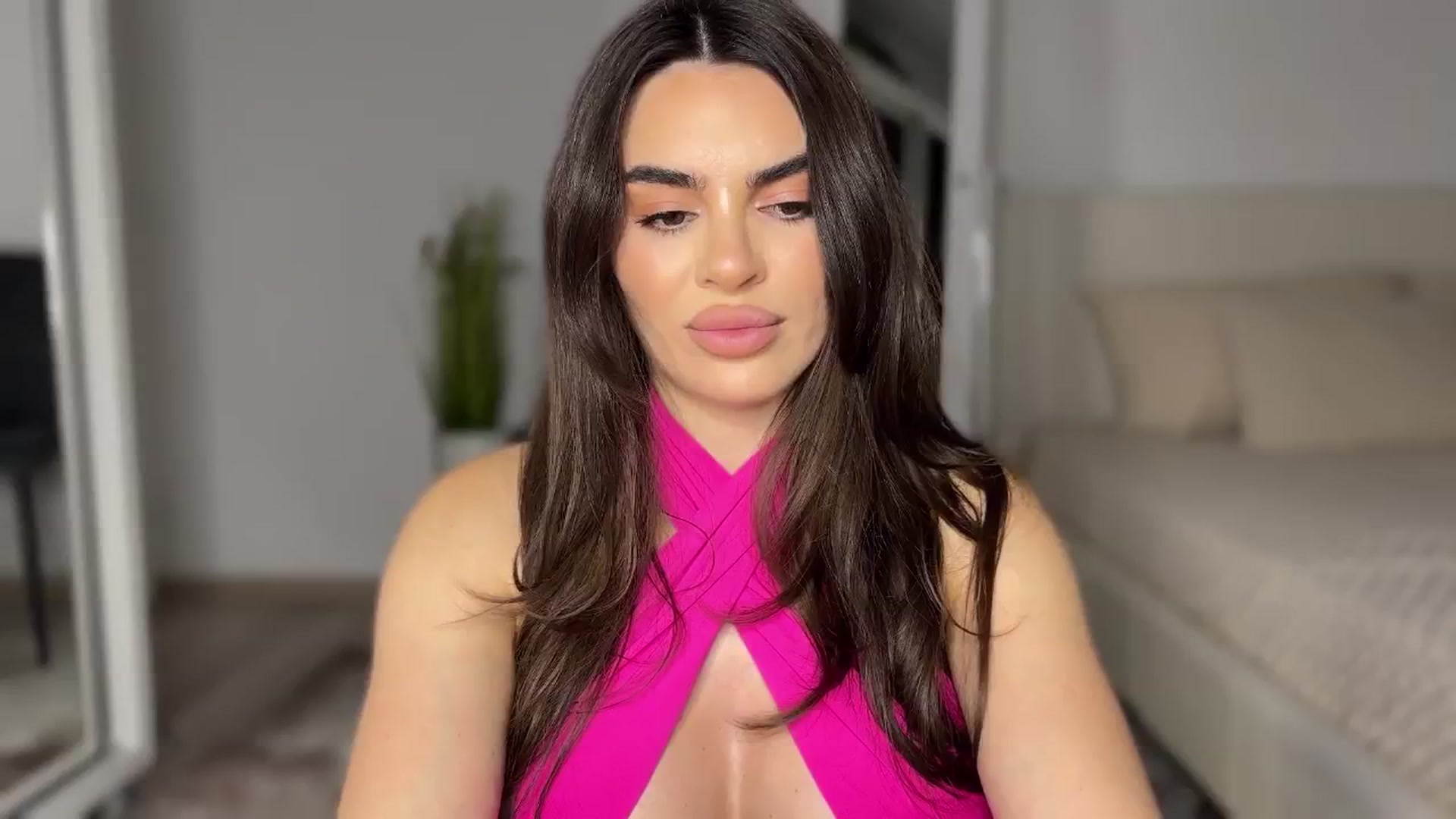 Gallery image thumbnail from BustyMiaaa's myfreecams stream on, 01/20/2025, 22:05 image 18 of 20